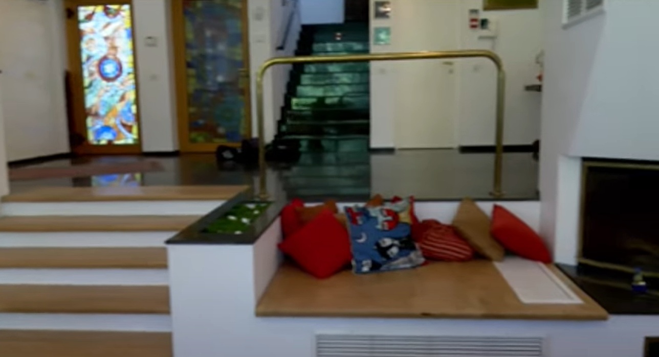 Imagini noi din casa în care locuiește Monica Tatoiu. Și-a reamenajat-o în stil Feng Shui: „Să-ți măsoare energiile”