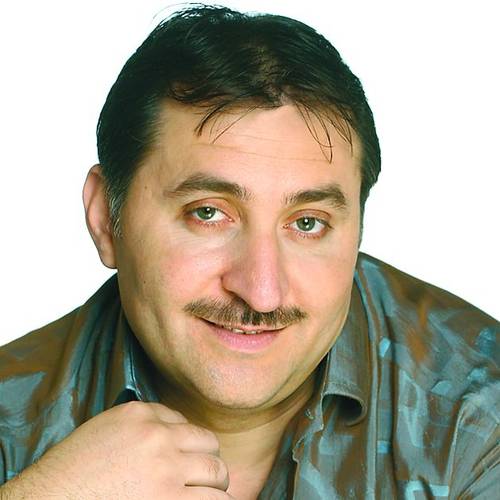 Vali Vijelie face bani și din imobiliare. A pierdut numărul apartamentelor pe care le are: „Îmi permit la ora actuală tot ce vreau”