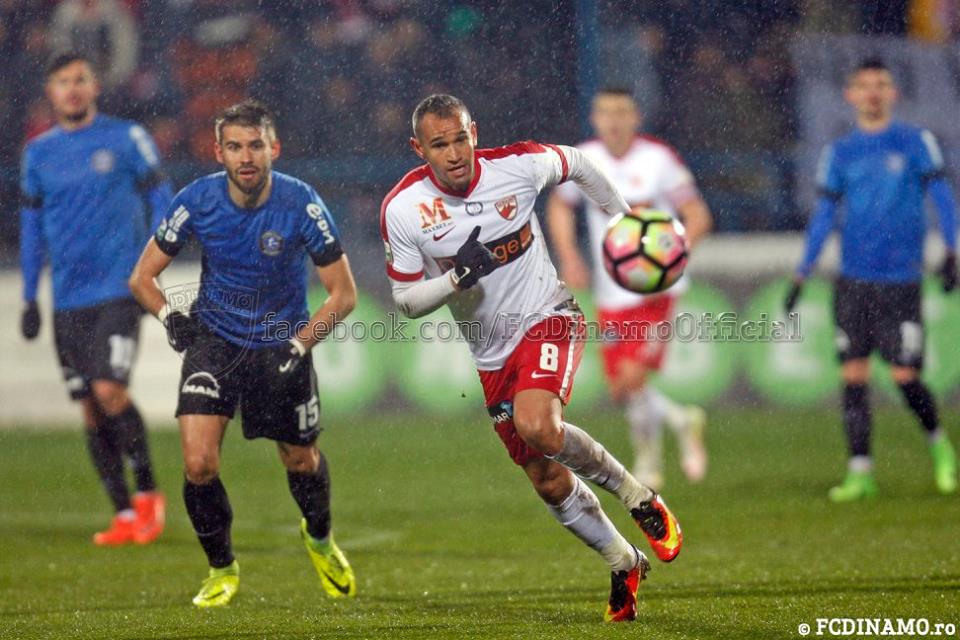 Liga 1, play-off, prima etapă: FC Viitorul - Dinamo Bucureşti 0-0. Reacţia lui Contra / VIDEO