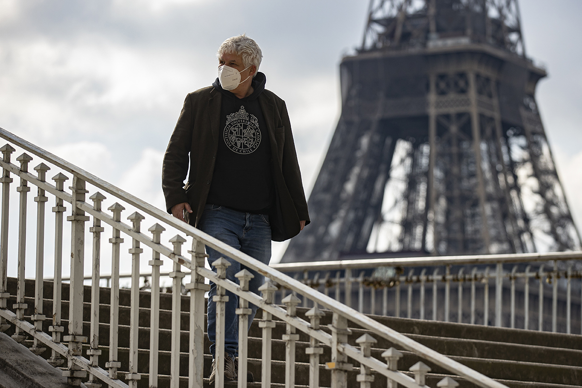 Parisul, dezolant în prima zi de lockdown. Mulți locuitori au părăsit capitala ca să scape de carantină
