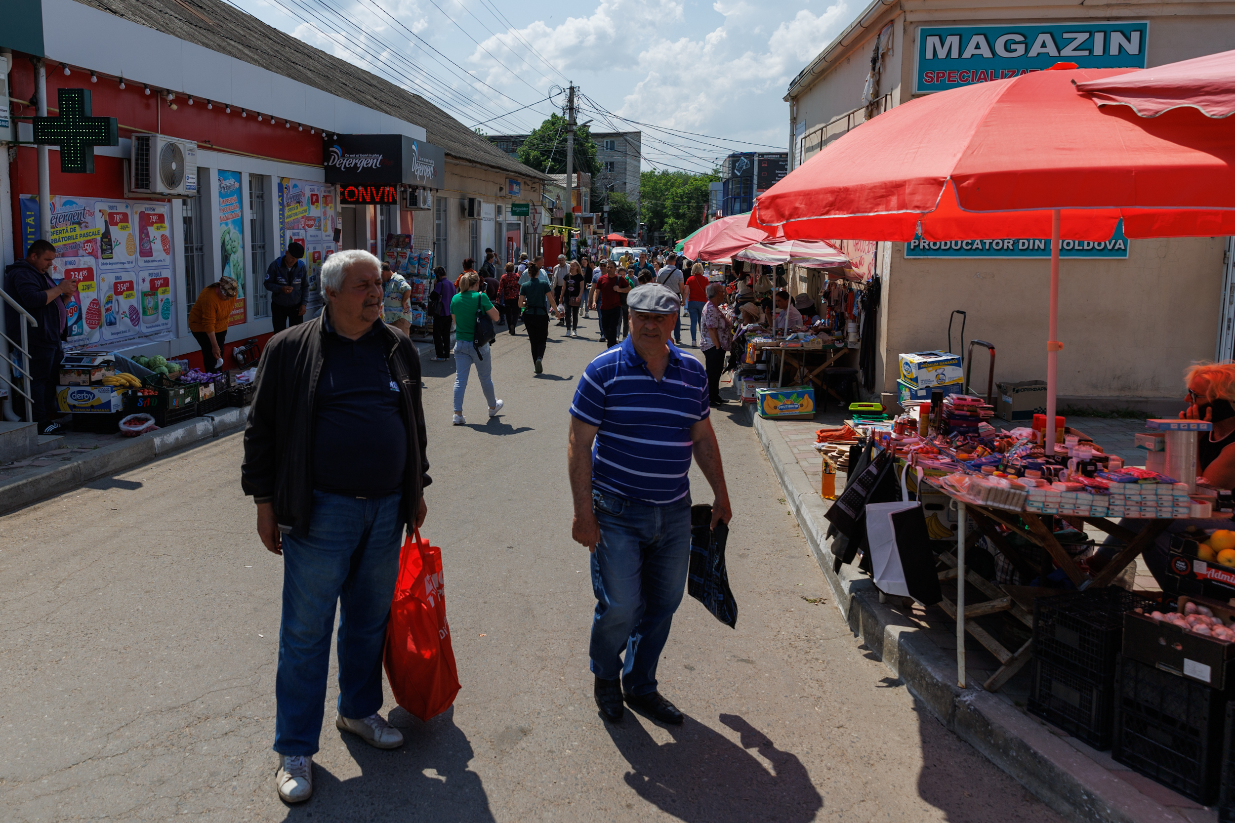 REPORTAJ DIN MOLDOVA. De ce-l susține lumea din Orhei pe Ilan Șor? „Viața era mai urâtă înainte de Șor. Ăsta-i adevărul”