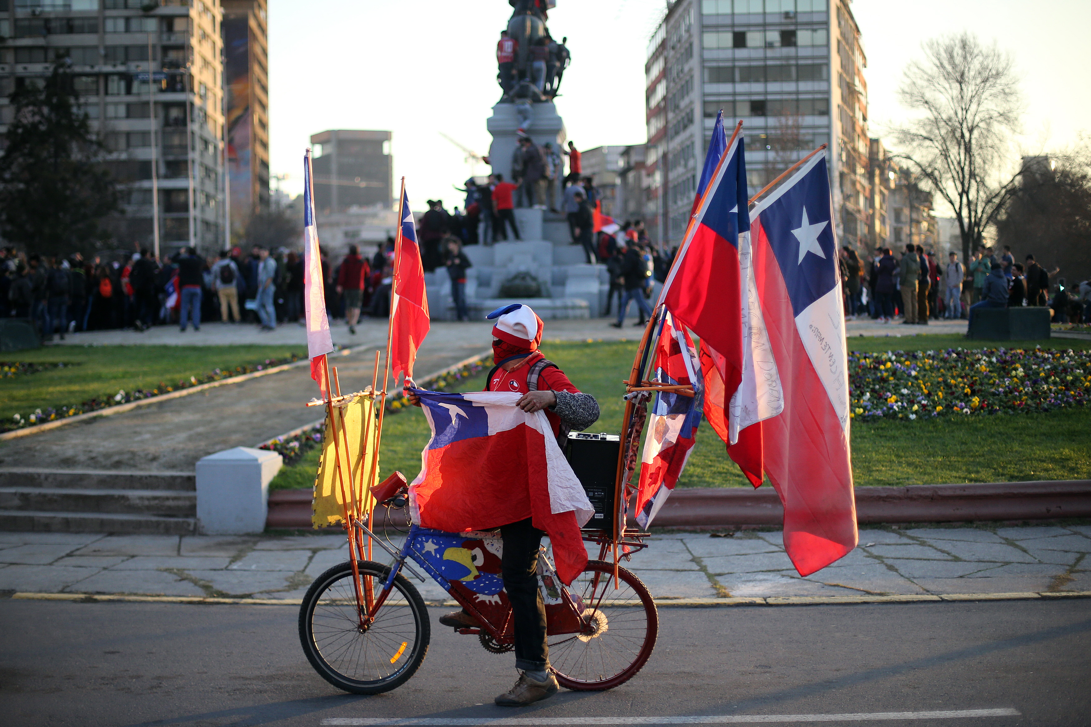 Chilenii sunt în culmea fericirii după calificarea în finala Cupei Confederațiilor. Pizzi: ”Muncim pentru a intra în istorie” | GALERIE FOTO