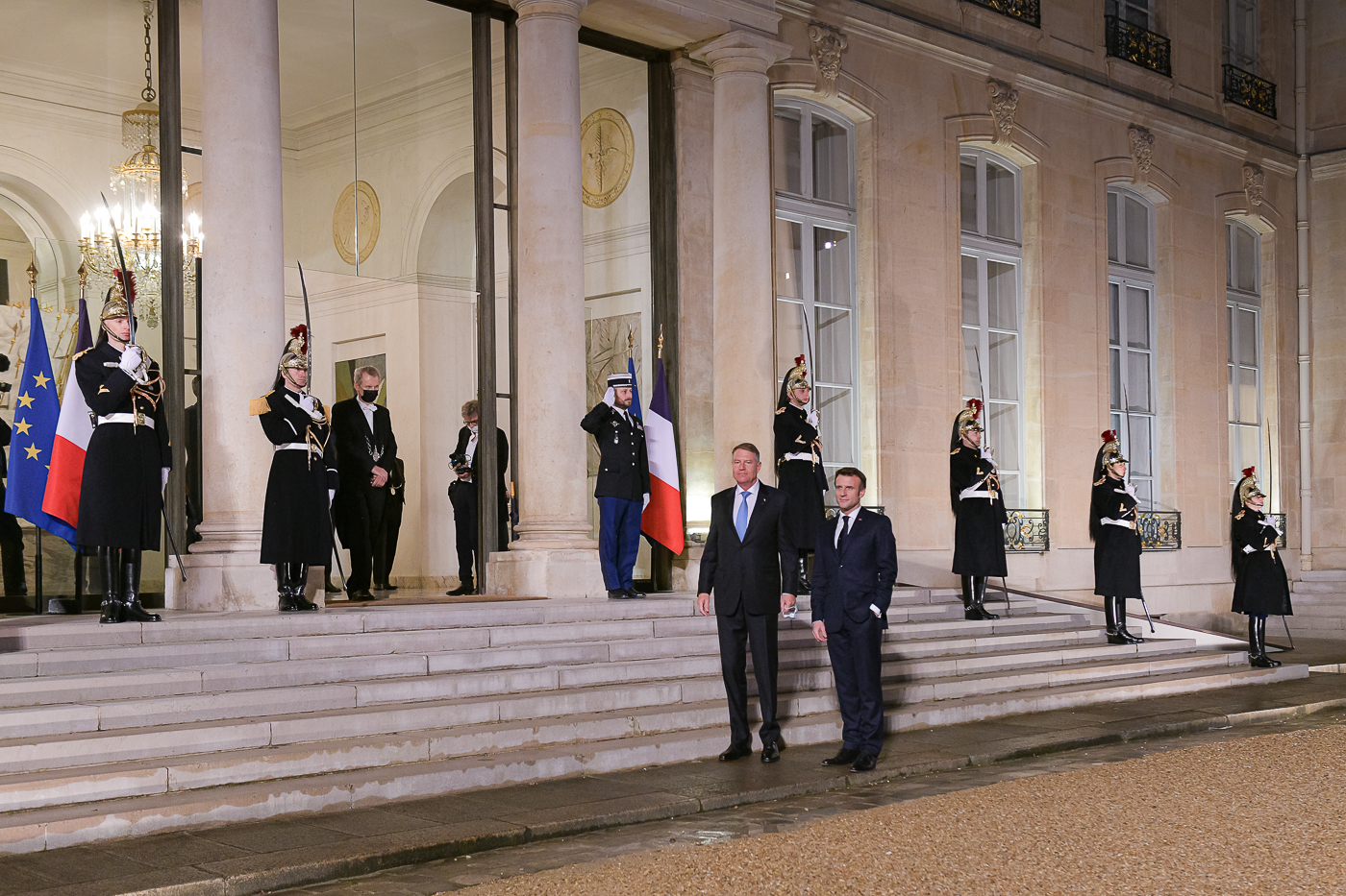 Klaus Iohannis, la dineul informal organizat de Emmanuel Macron la Paris pentru situația din Sahel