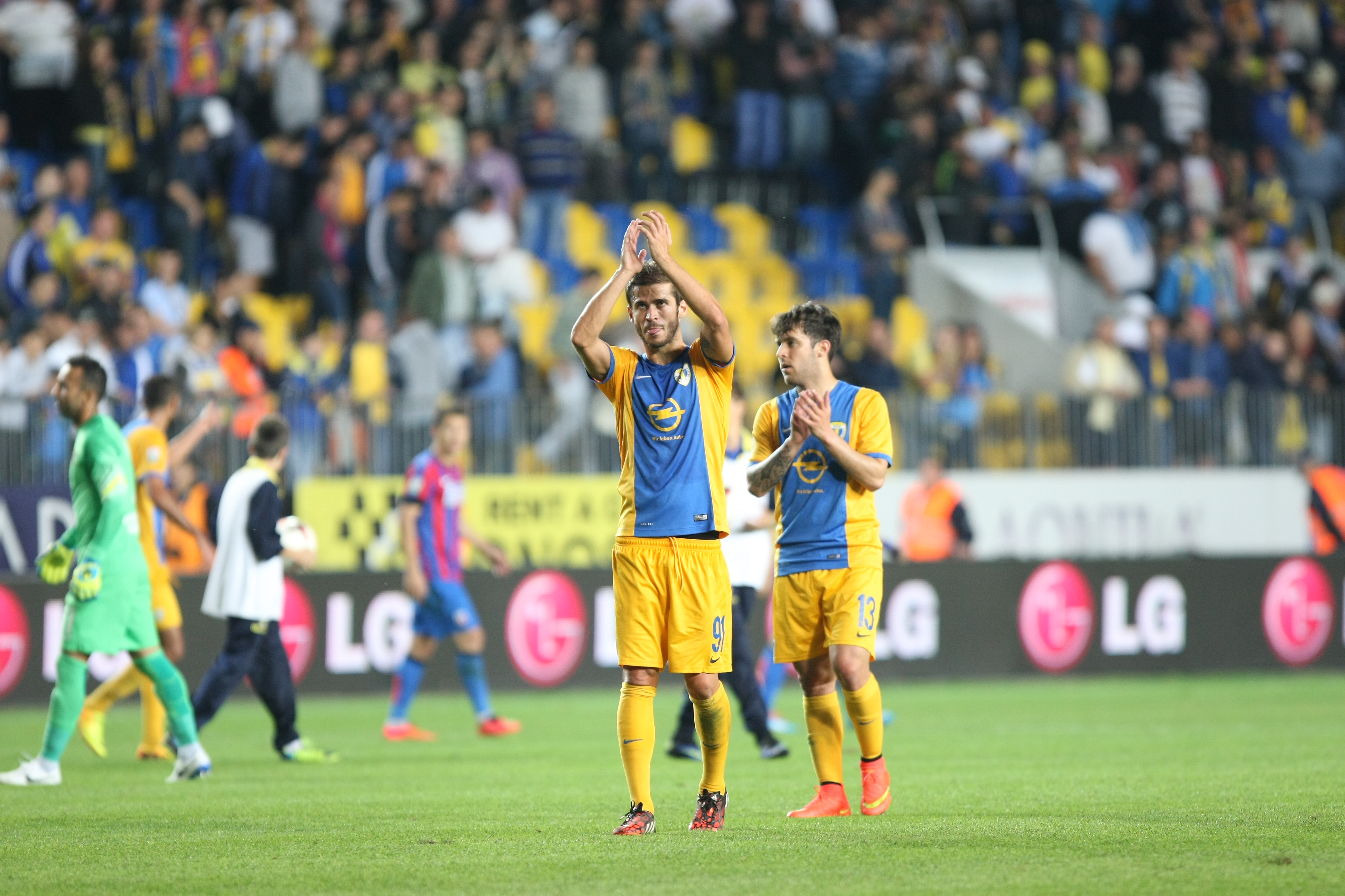 FOTO&VIDEO / Petrolul - Steaua 2-3. Meci senzaţional pe ”Ilie Oană”
