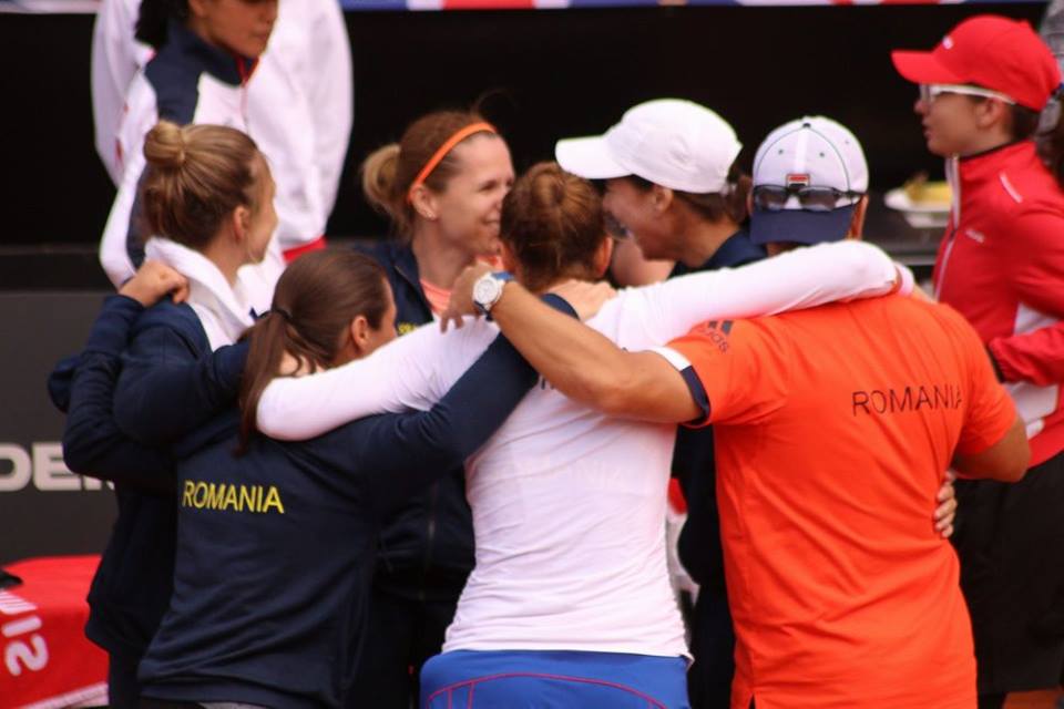 Fed Cup. România - Marea Britanie 3-2. Am rămas în Grupa Mondială II. După scandalul cu Ilie Năstase, plângăcioasa Konta a fost umilită de Halep: Don′t cry, Konta! | LIVEBLOG&VIDEO