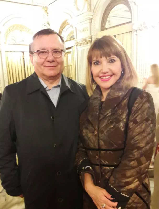 Cum a apărut Marina Almășan în Piața Obor din București. „Câțiva fani m-au recunoscut chiar și așa, camuflată”