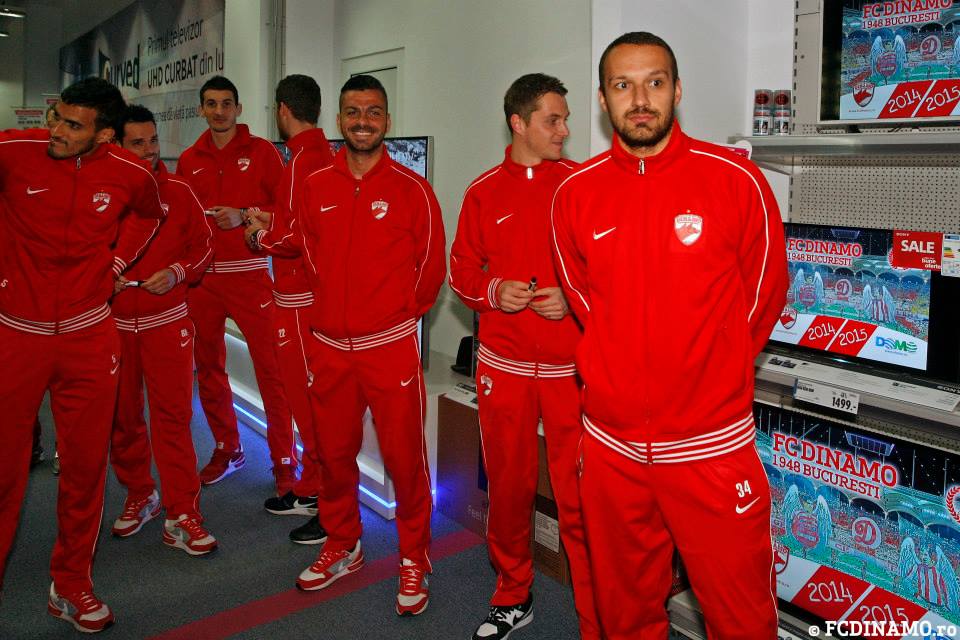 Dinamo și-a prezentat noile achiziții. Ce numere vor purta ”câinii”