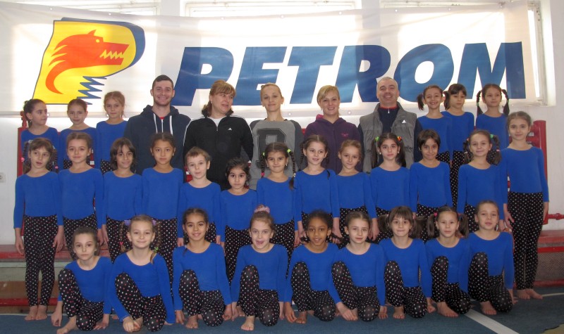O zi din viața unor gimnaste: cu cântec spre sală, înainte! (EPISODUL 2) / FOTO&VIDEO