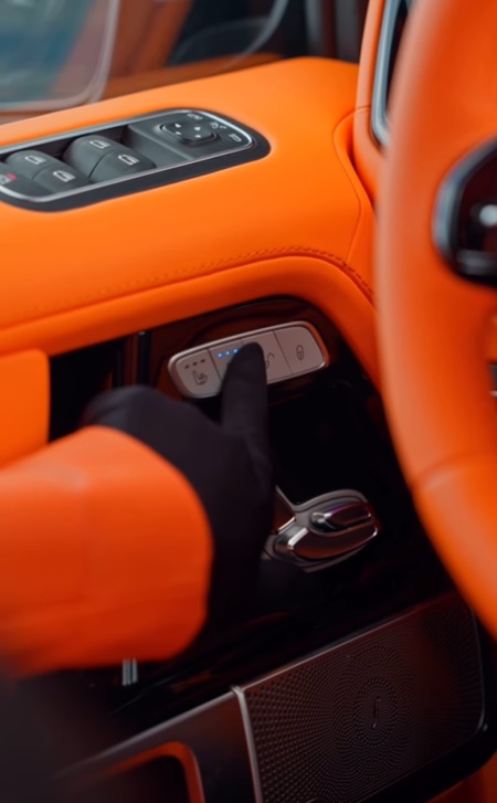 Imagini cu noua mașină a Adelinei Pestrițu. Și-a cumpărat un Mercedes G Class, bolid care valorează peste 200.000 de euro