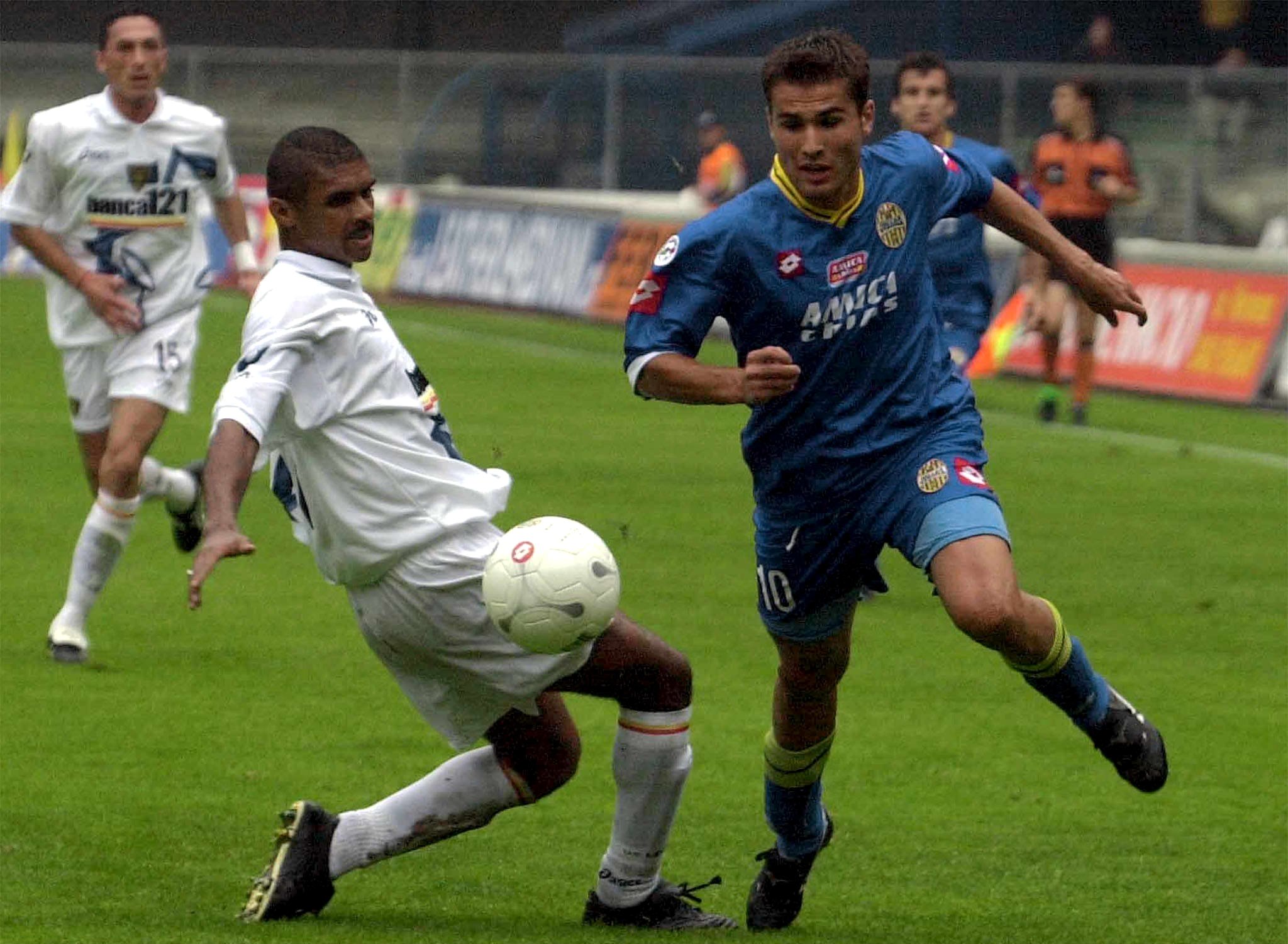 Dinamo vrea să-l repatrizeze pe Mutu! ^Din pușcărie, Borcea a transmis că-i va plăti contractul