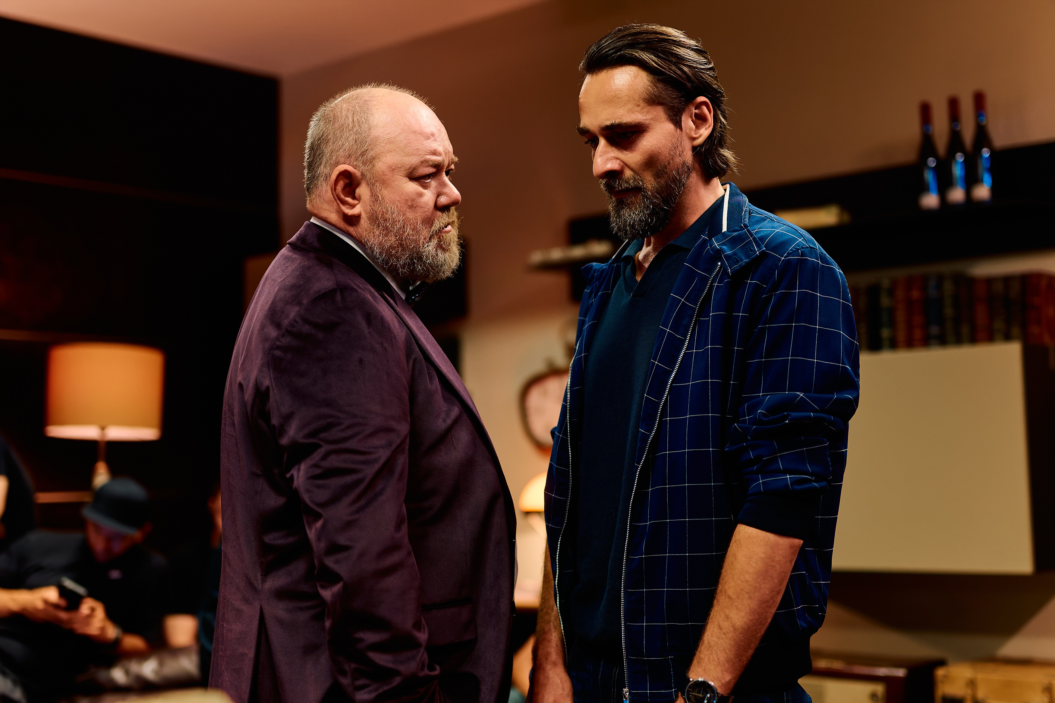 Actori care joacă în serialul Fără Urmă de la Pro TV