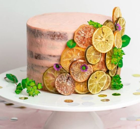 Prăjiturile unei românce, lăudate de bucătari cu stele Michelin. Cum a ajuns Hanelore să câștige un show culinar de pe Netflix