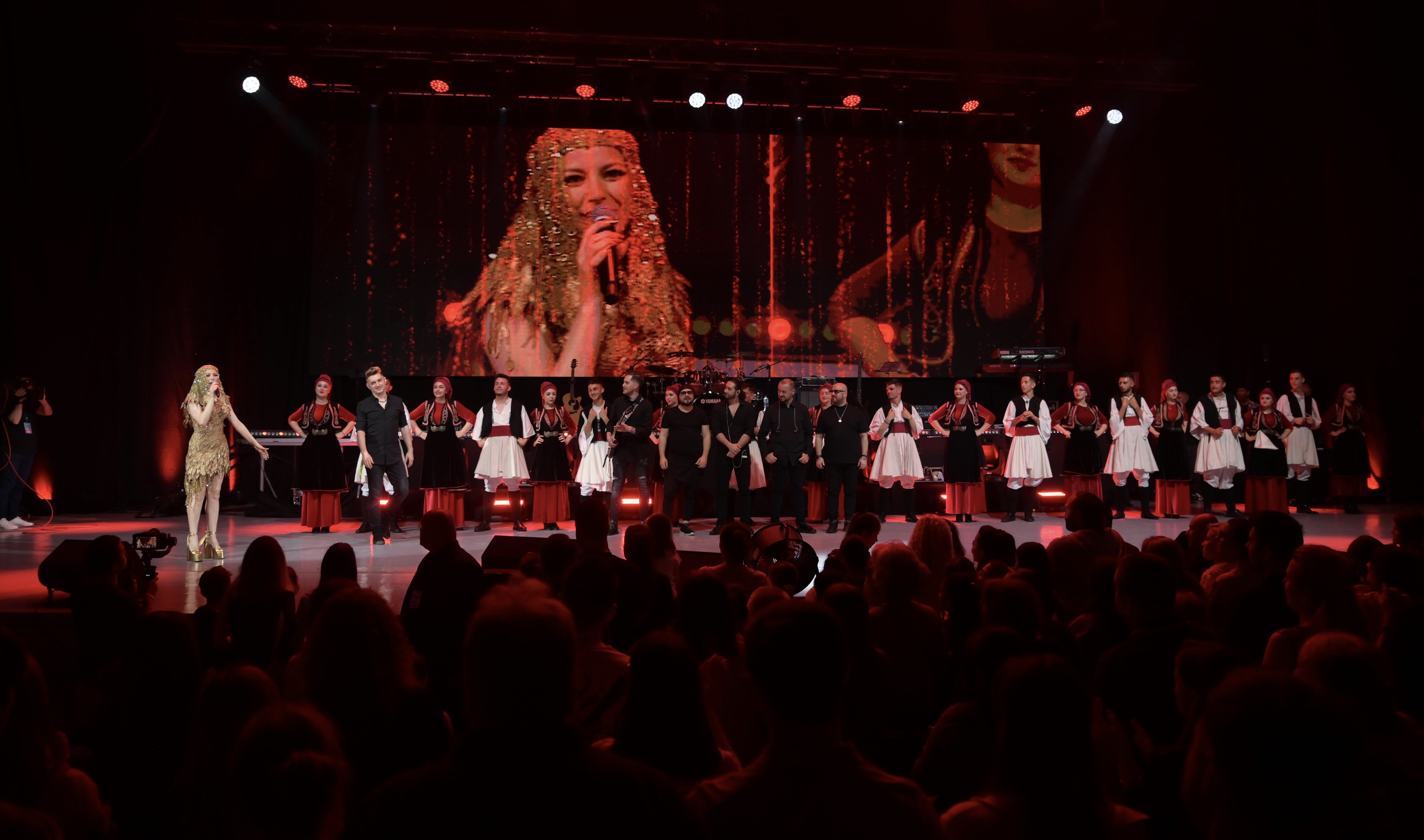 Elena Gheorghe, la un pas să își anuleze concertul de la Sala Palatului din cauza problemelor de sănătate: „Cornel a fost eroul meu”