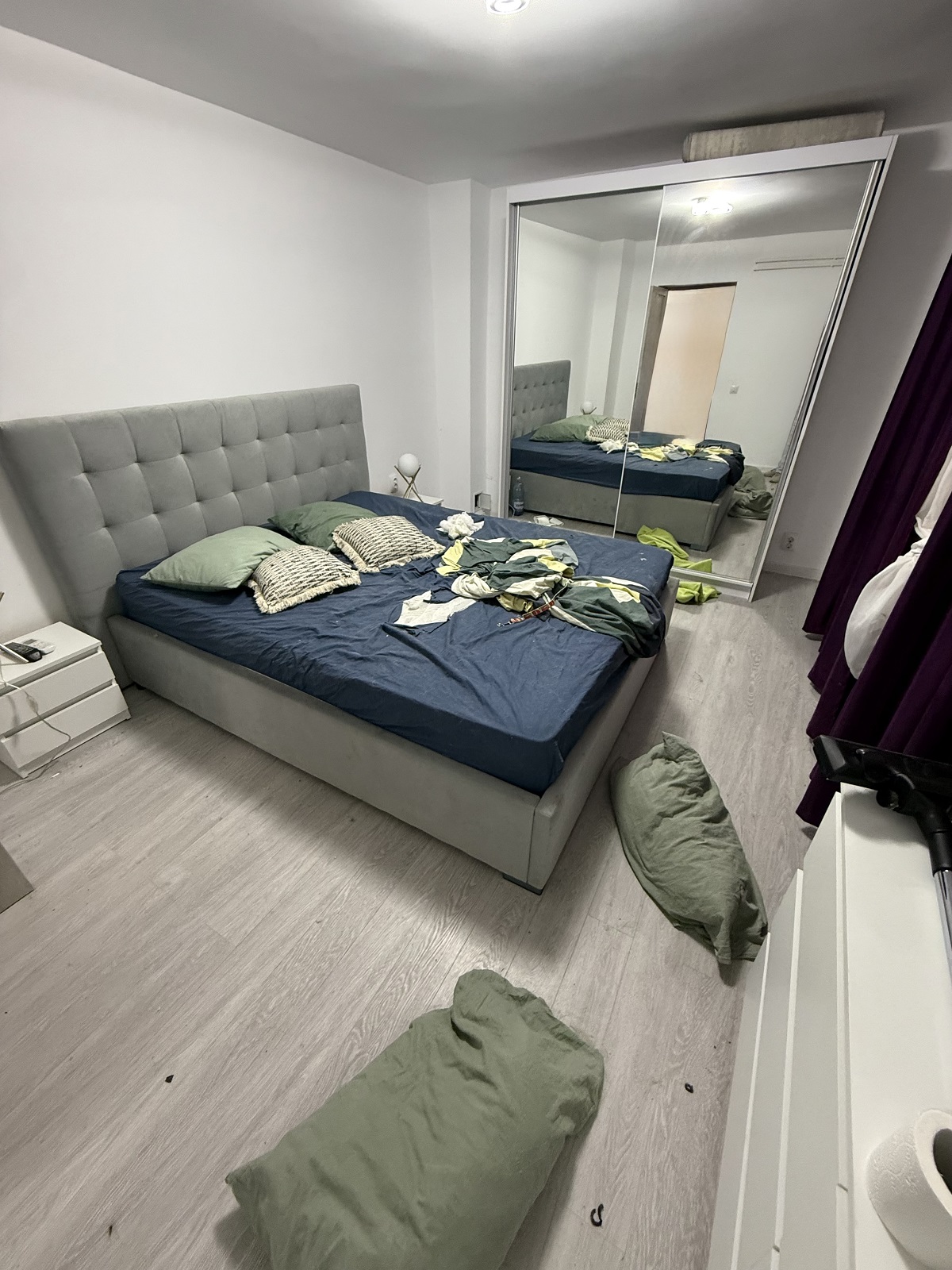 Imagini înainte și după cu apartamentul pe care Calina Dumitrescu l-ar fi distrus. Proprietara rupe tăcerea: „O pune pe mama ei sa se ocupe de mizeria pe care ea o face”