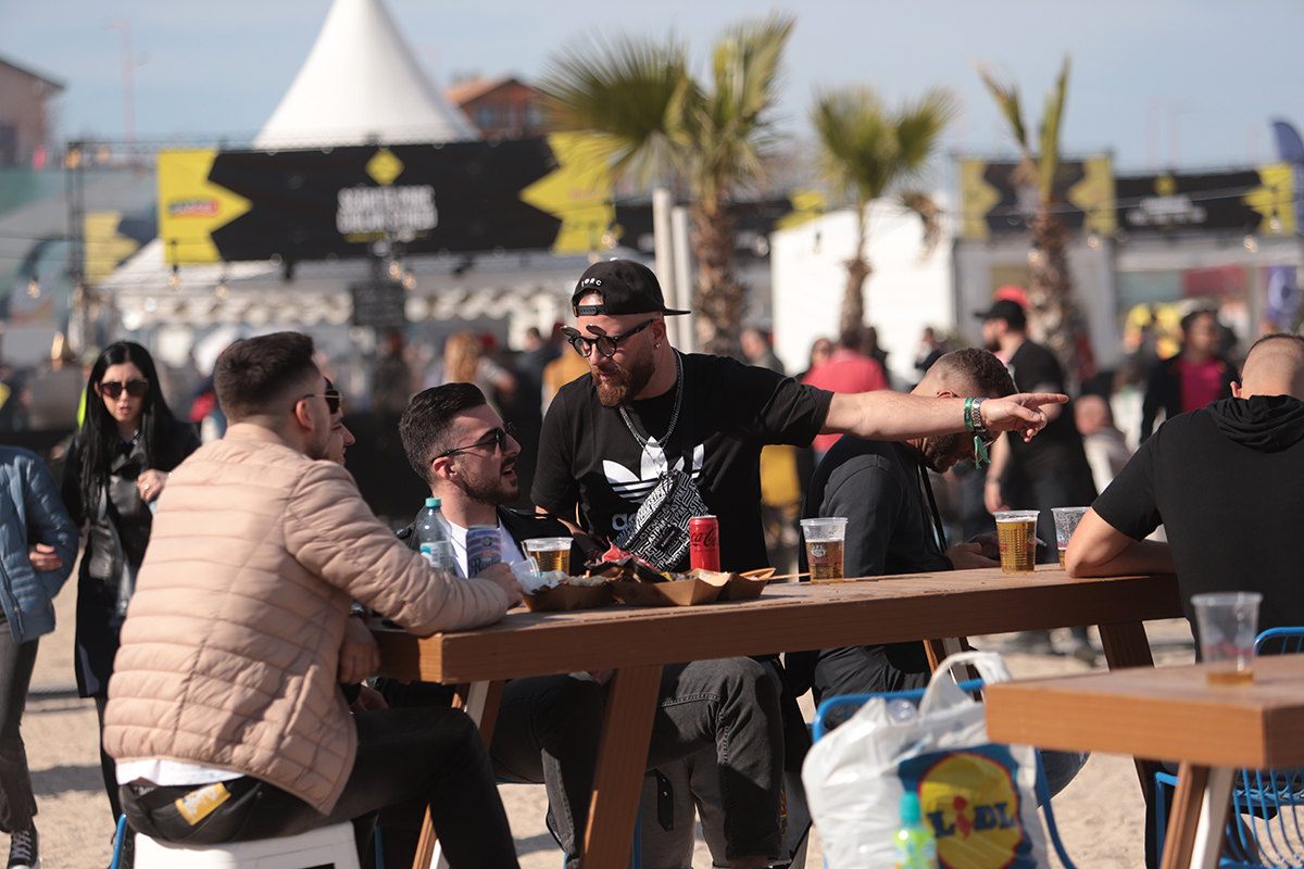 REPORTAJ. Cum a arătat litoralul românesc în minivacanța de 1 Mai: între muzeul spiritului vamaiot și expoziția de grătare organizată de Primăria Constanța
