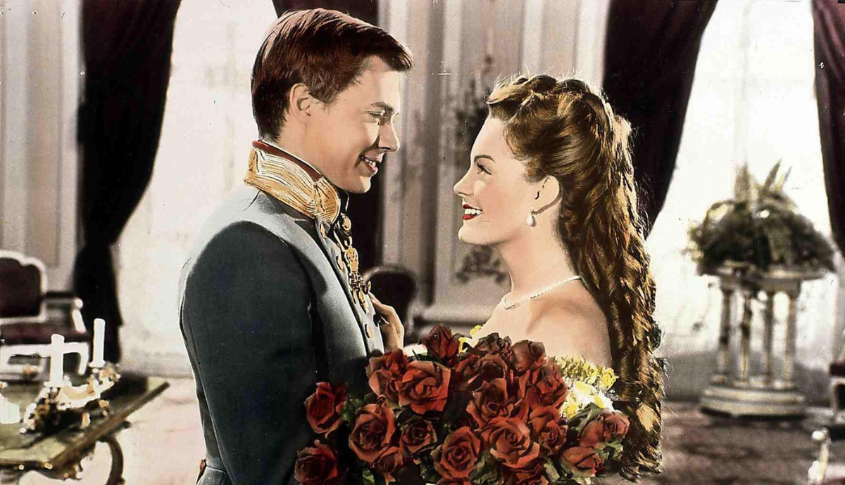 Romy Schneider mindössze 16 éves volt, amikor elkezdte forgatni a Sissi-filmeket