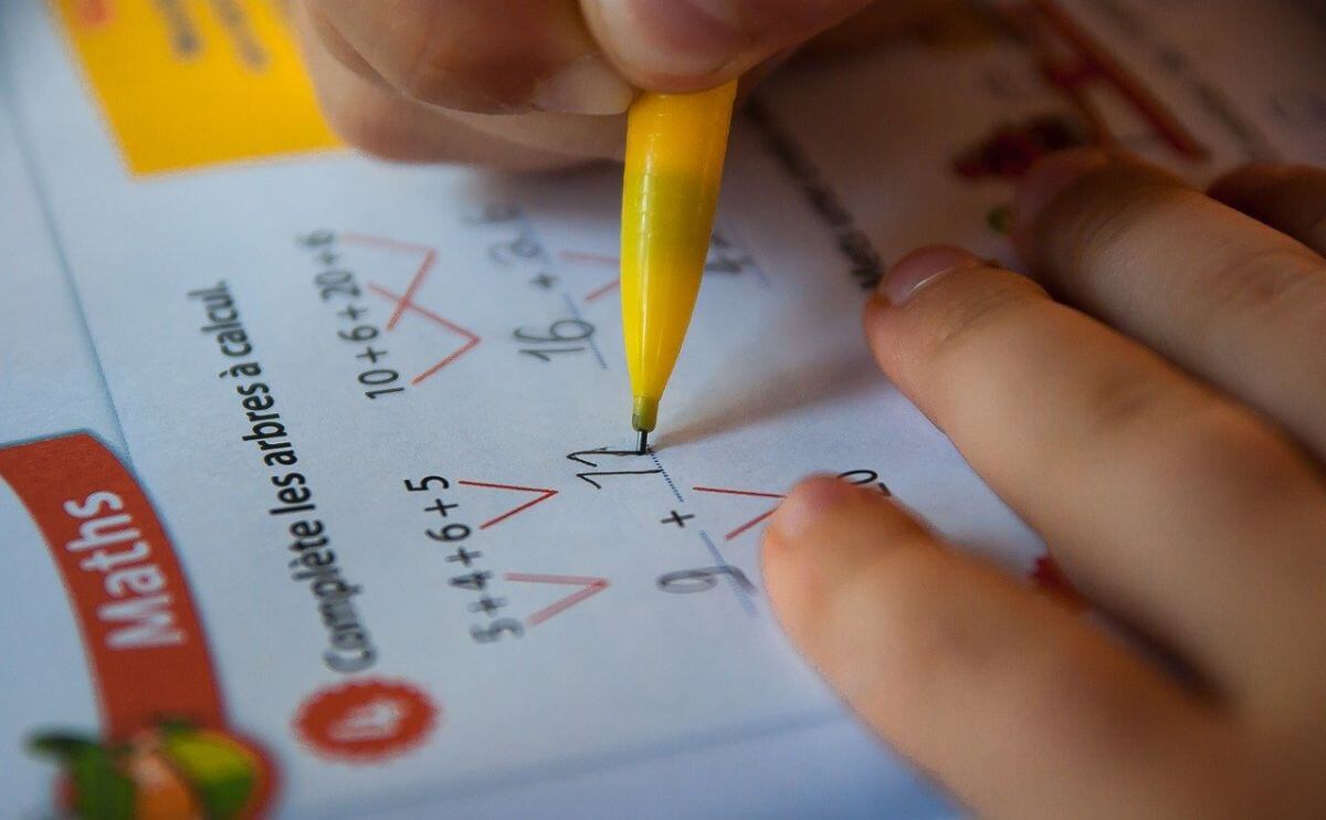 Care este ordinea efectuării operațiilor matematice