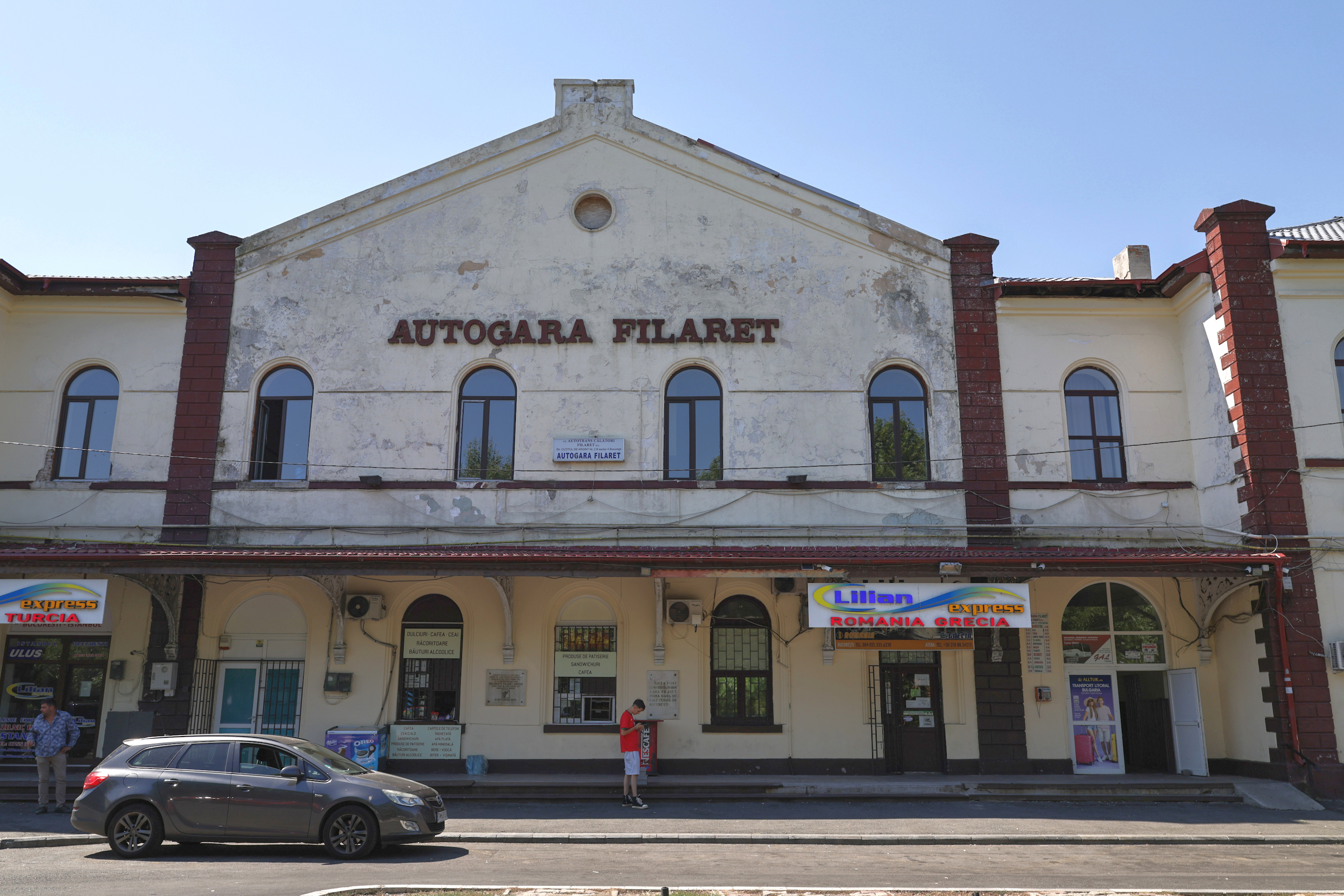 De aici s-a tras semnalul pentru „intrarea României în civilizație”. Vagonul cu ouă confiscat și gara din care acum se pleacă cu autocarul