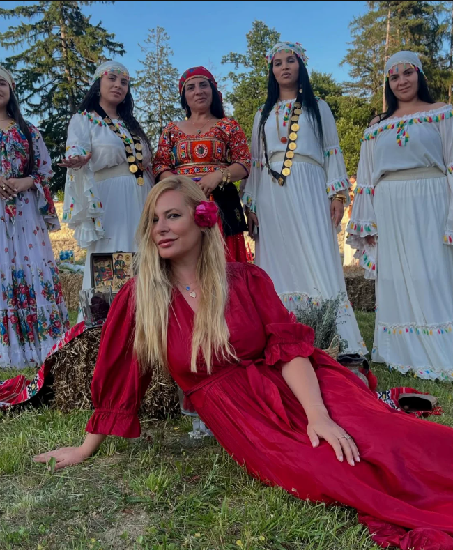 Cum arată acum Kitty Cepraga. Actrița are 45 de ani și locuiește în Italia de 21 de ani. „Sunt fericită că am fost aleasă pentru a primi această distincție”