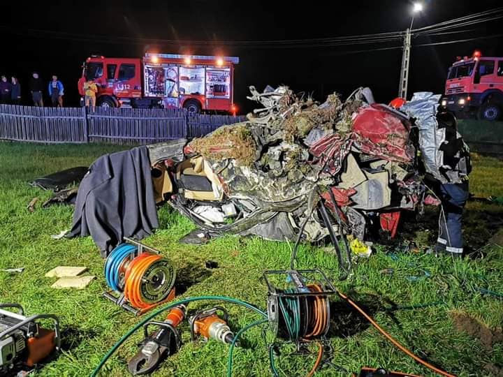 Cine e șoferul care a făcut ghem un Maserati și a murit în el, împreună cu doi prieteni, în Suceava