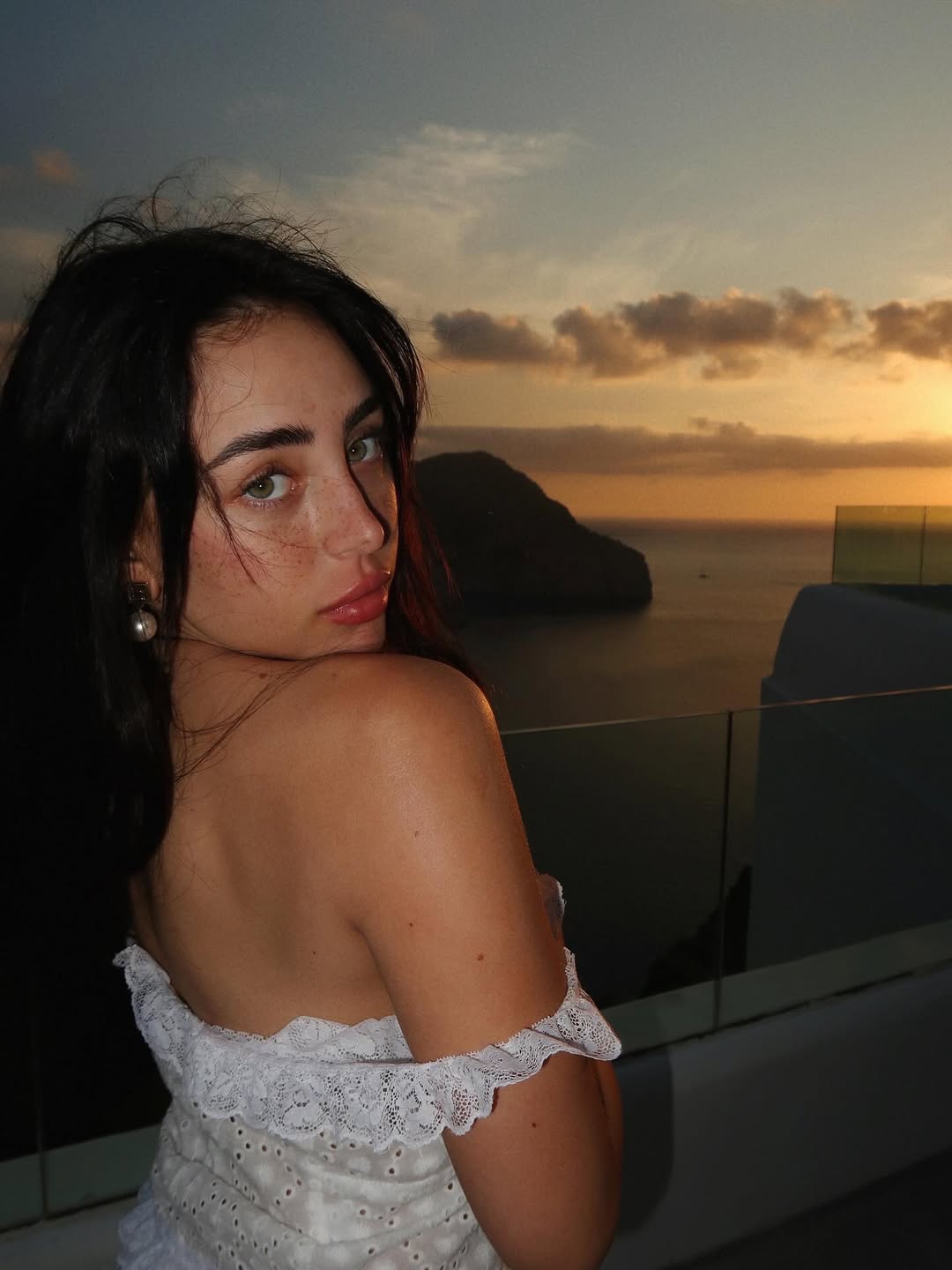 Cine e Nicki Nicole, tânăra pe care Lamine Yamal ar fi „agățat-o”. Au plecat împreună din club la ora 4.00 dimineața: El e cu șapte ani mai tânăr ca ea