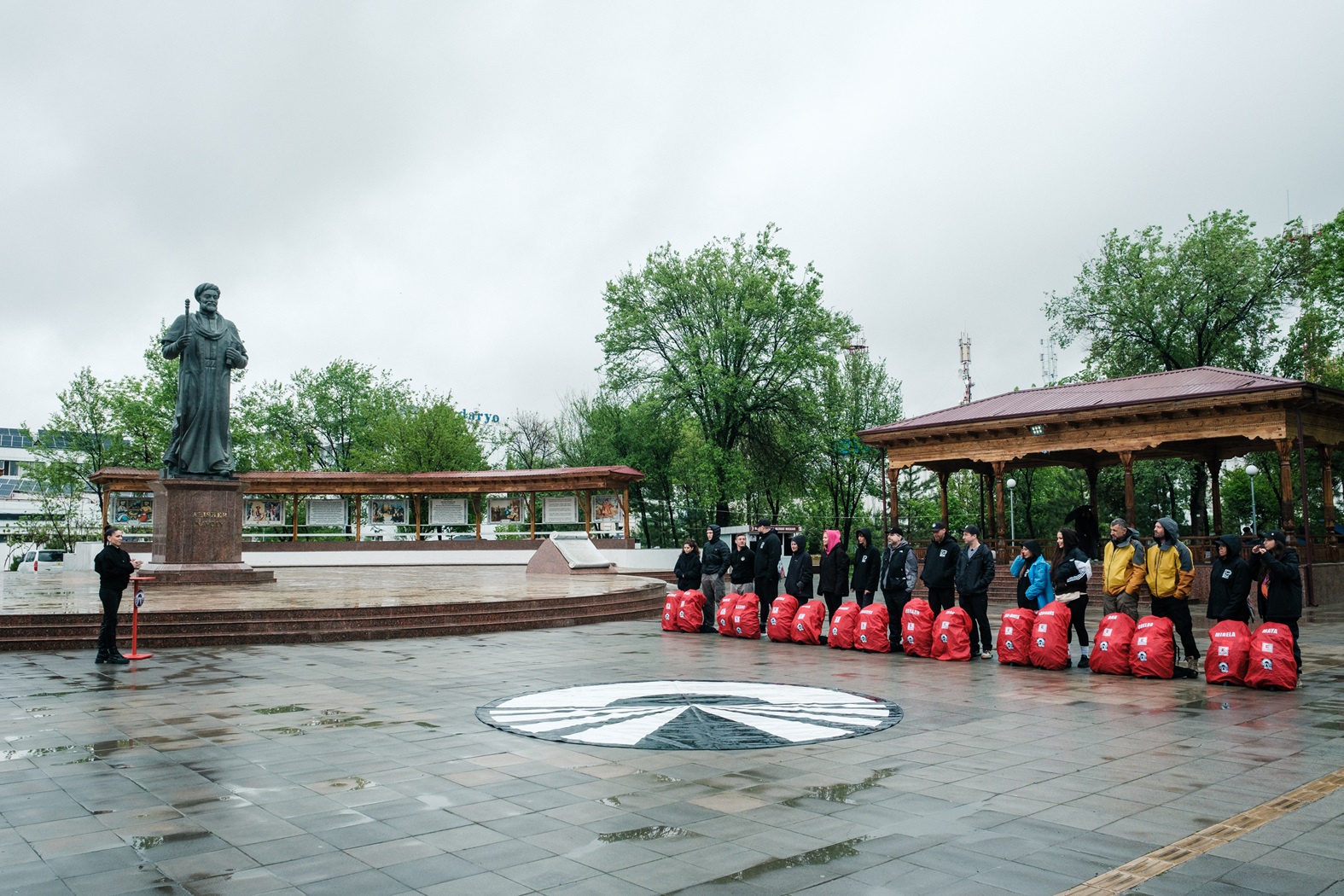Lupta pentru marea imunitate la Asia Express – Drumul Mătăsii se dă pe frig și ploaie, în ultima etapă din Uzbekistan