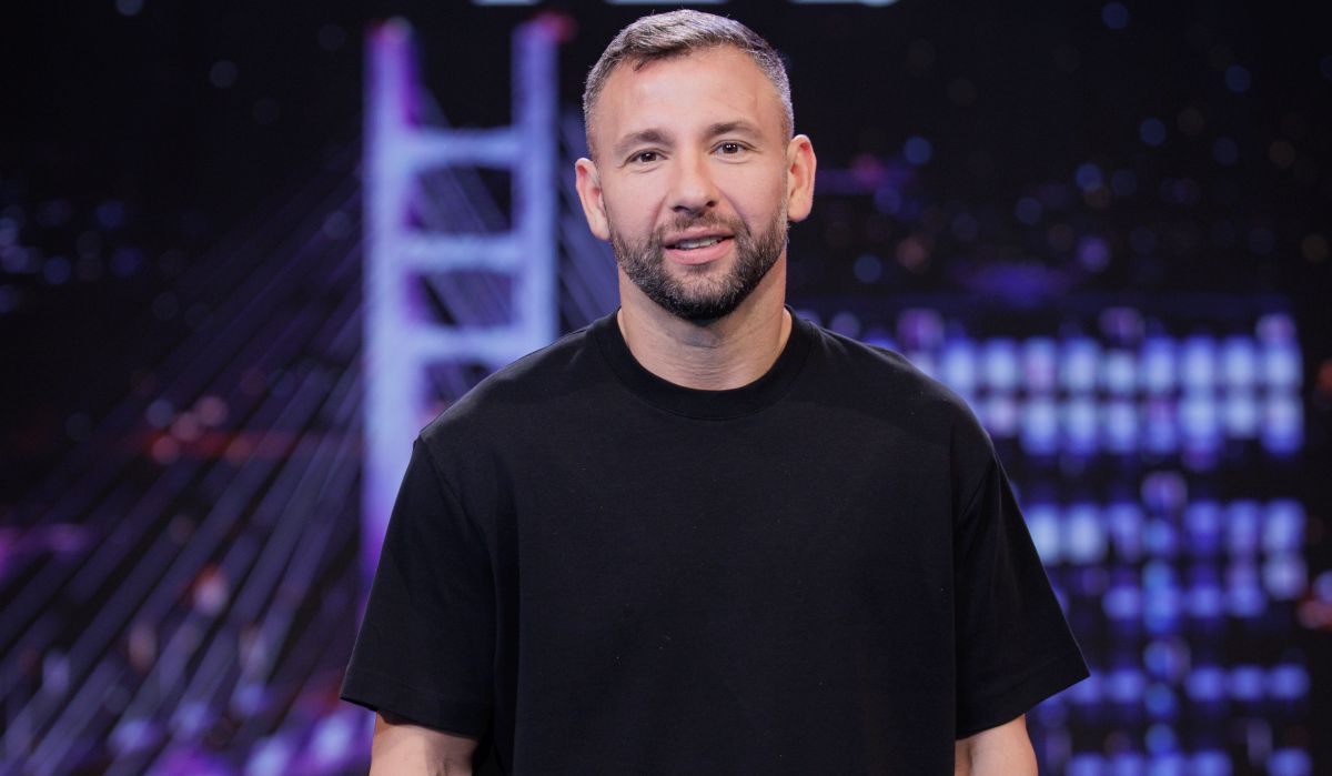 Șase celebrități au semnat cu PRO TV: „Marfă frumoasă, trupă rea”. Cine sunt vedetele care apar în poza „scăpată” pe net