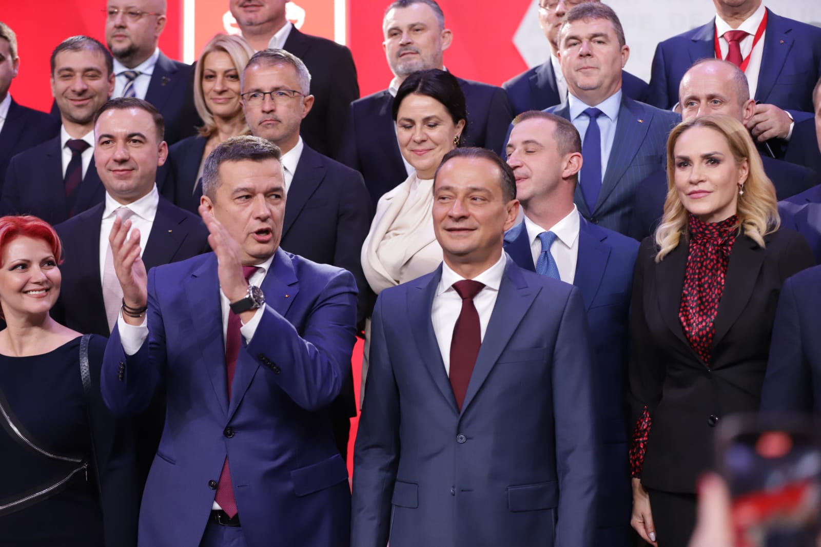 Sorin Grindeanu a fost ales președintele PSD la Congres, fără contracandidat. Cum arată noua conducere a PSD care a lansat critici în rafală la Ilie Bolojan