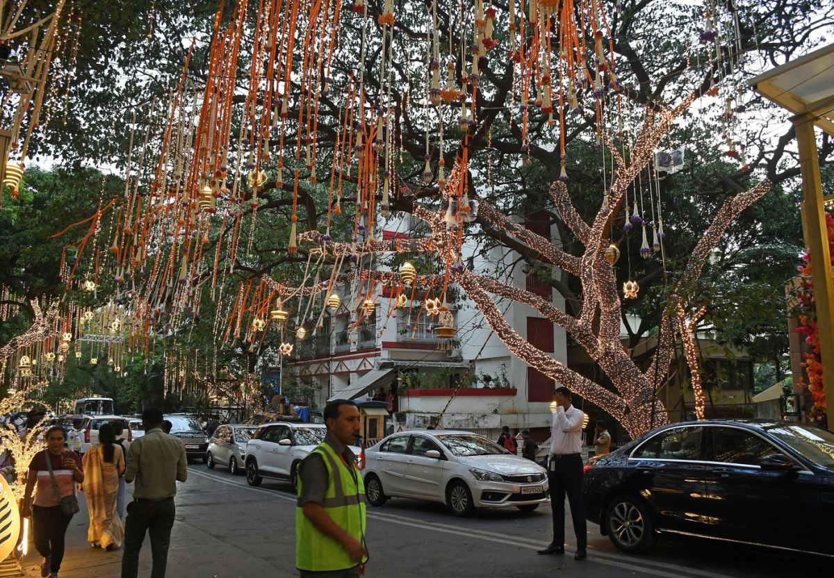 Nunta anului în India: fiul celui mai bogat om din Asia și fiica unui magnat din domeniul farmaceutic se căsătoresc. Detalii și critici privind opulența evenimentului