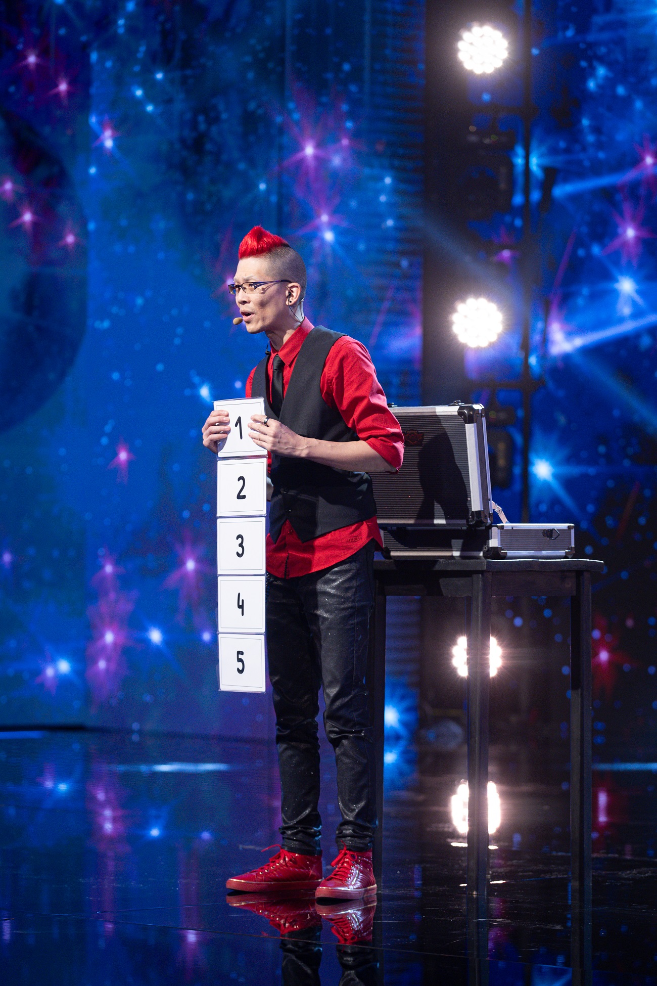 „Românii au talent”, 12 aprilie. În fața celor patru jurați vor ajunge concurenți din toate domeniile, de la magie, la dans și teatru de păpuși