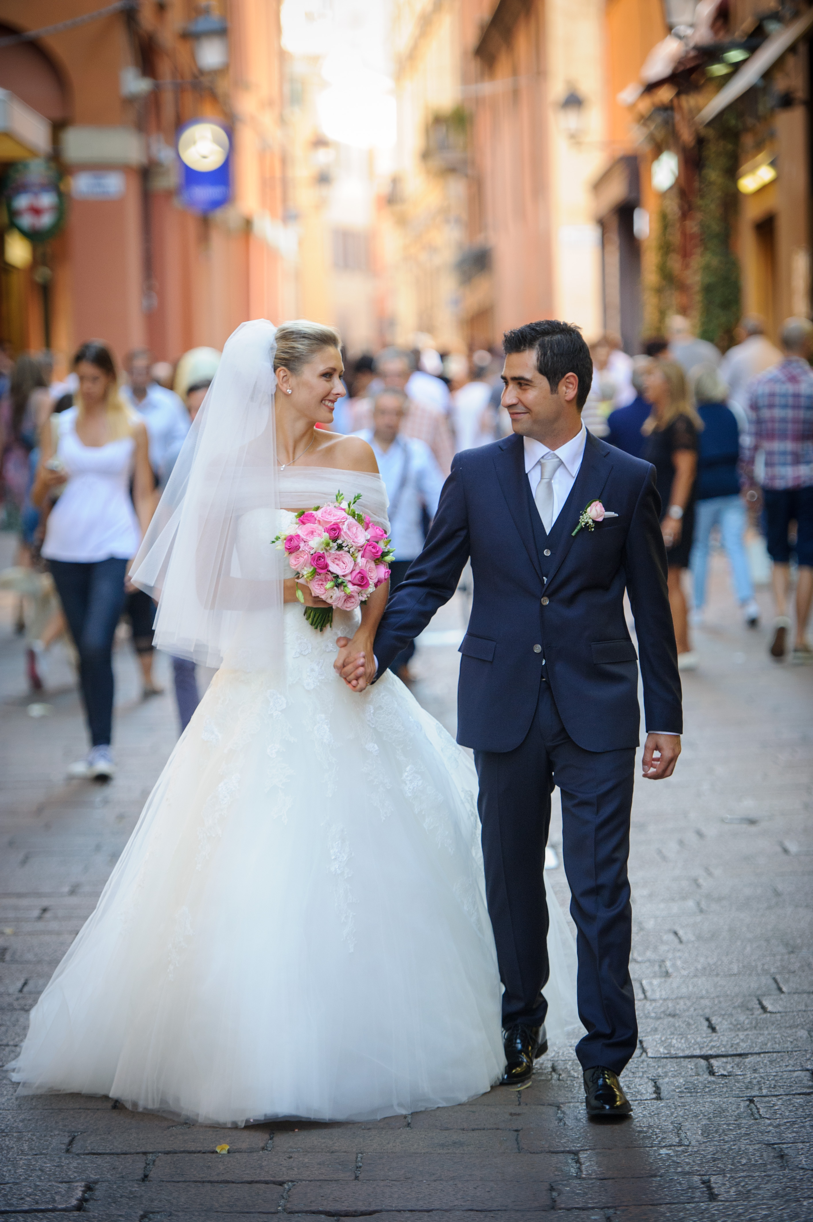 CRISTINA-I ȘMECHERIE! Fostă colegă cu Eliza Samara la CSȘ Constanța, a plecat la Bologna, unde și-a deschis o cafenea cu ștaif și unde antrenază copii la tenis de masă. A jucat ping-pong la propria nuntă / FOTO
