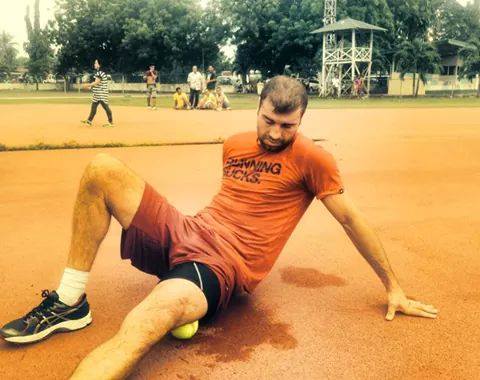 GALERIE FOTO / Lucian Bute se pregătește ca un nebun în Filipine!