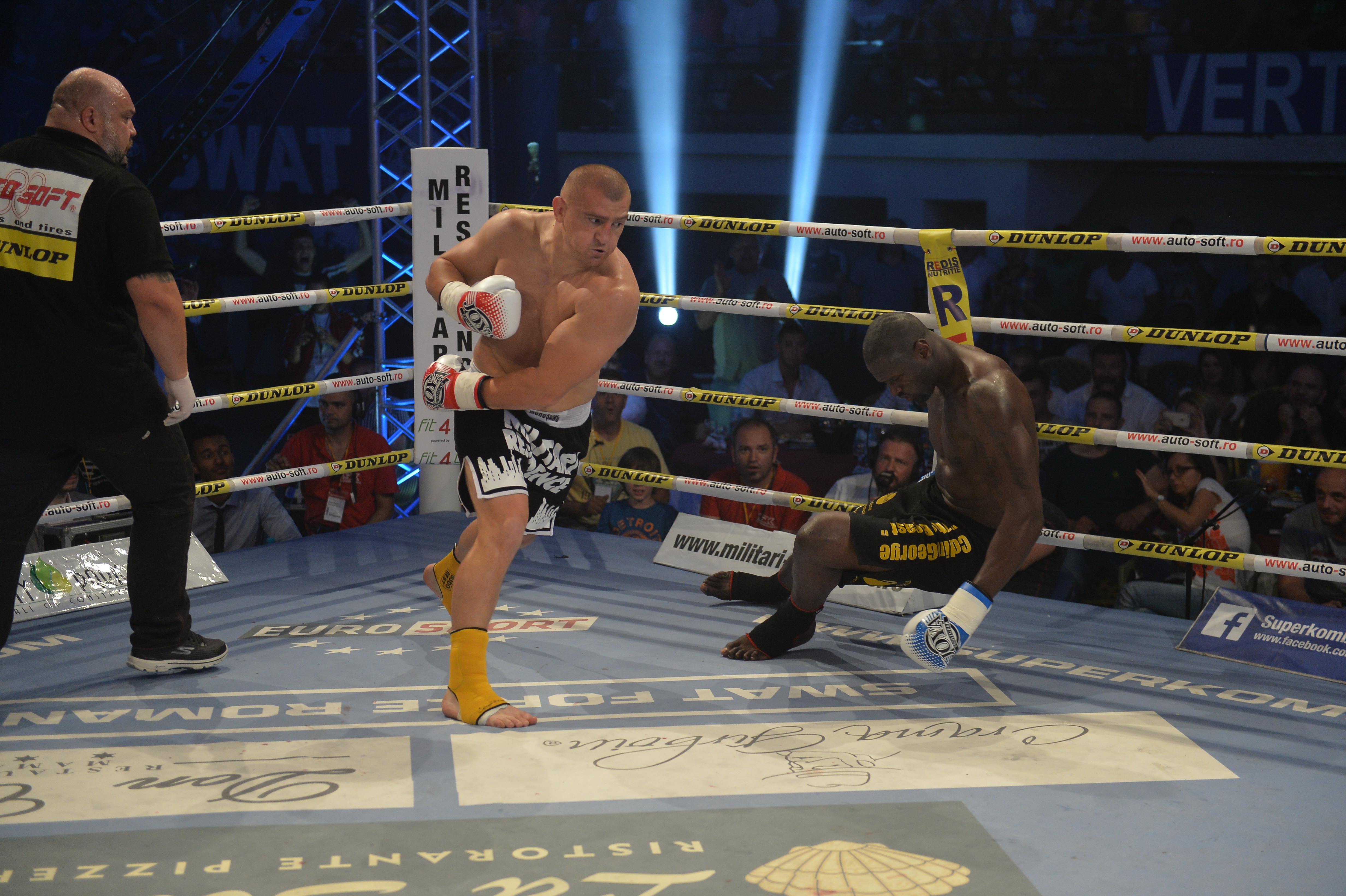 SUPERKOMBAT CONSTANȚA: Cătălin Moroșanu l-a distrus pe gigantul de 2,07 metri / REZULTATE & GALERIE FOTO & VIDEO