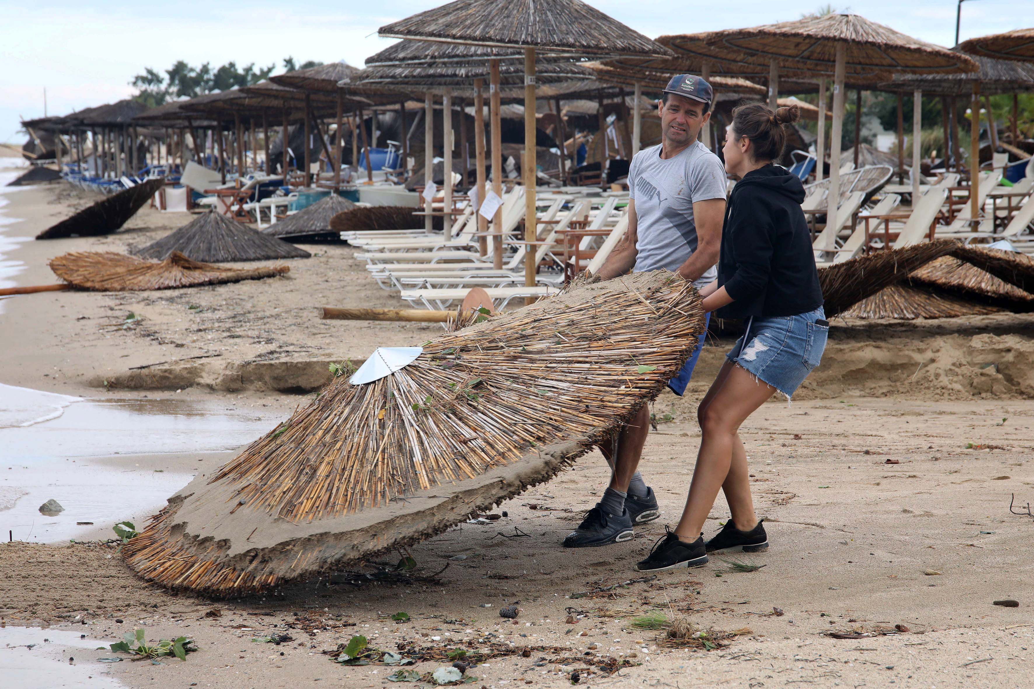 VIDEO / Imagini uluitoare cu furtuna din Halkidiki, soldată cu moartea a șase turiști