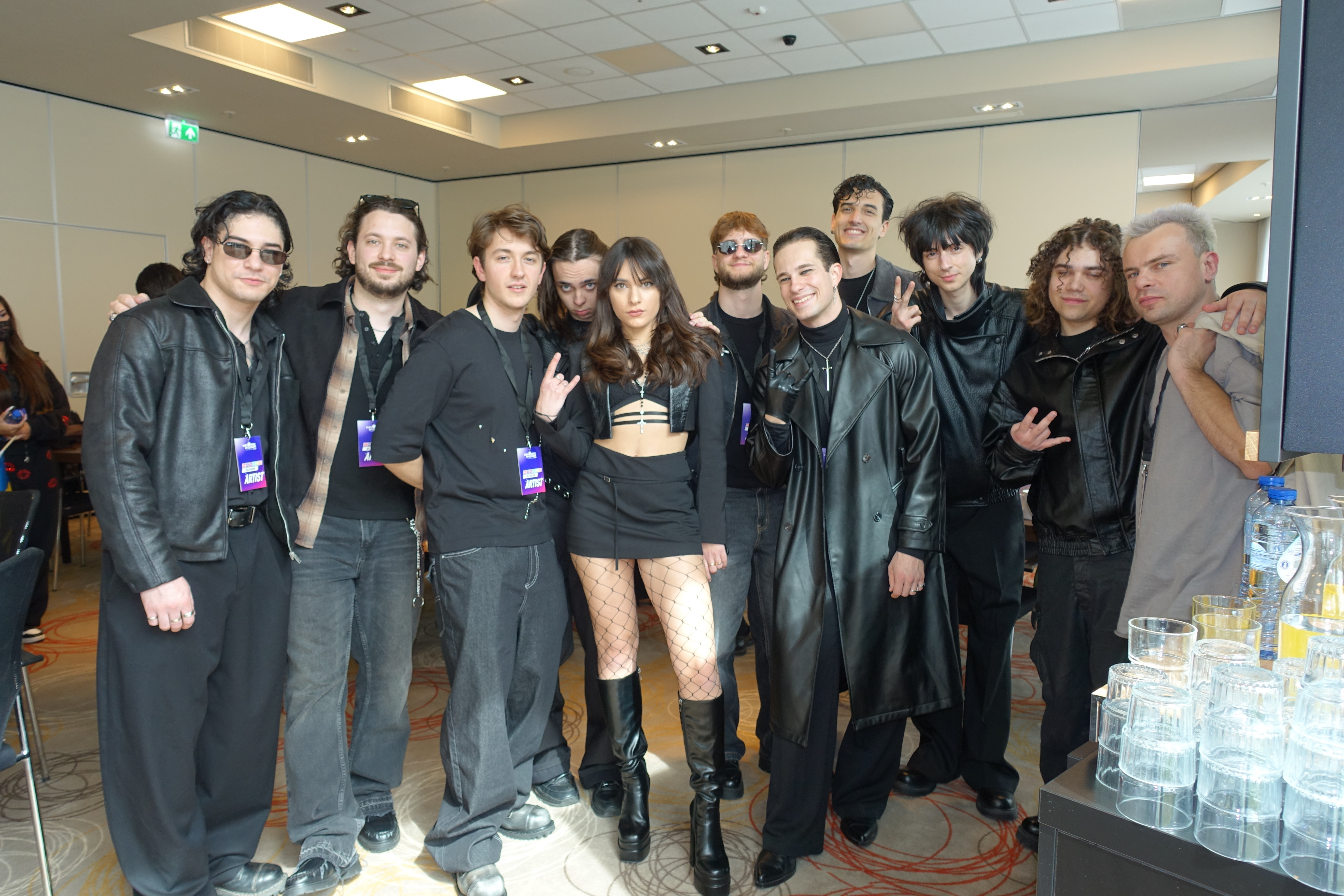 Cine este Alexandra Căpitănescu, artista care va reprezenta România la Eurovision 2026. Alături de cine va urca pe scenă
