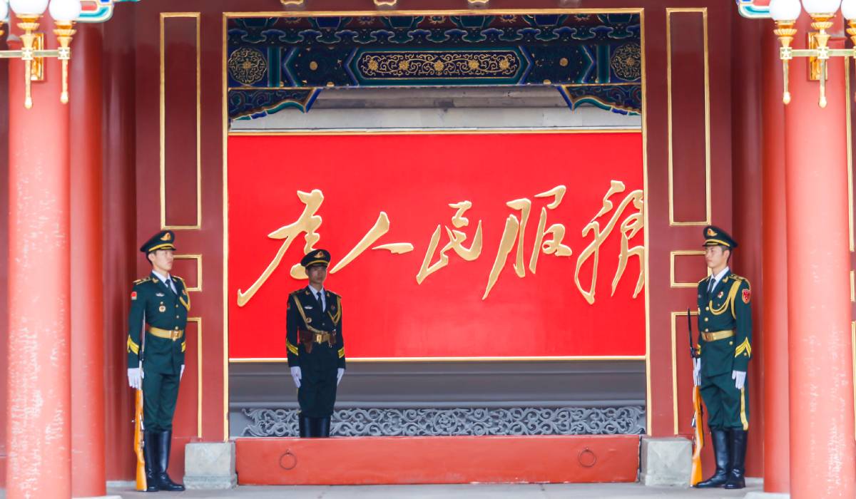 Donald Trump a fost primit de Xi Jinping la Zhongnanhai, locul unde puțini lideri străini ajung. Ce se ascunde în sediul păzit al conducerii Chinei