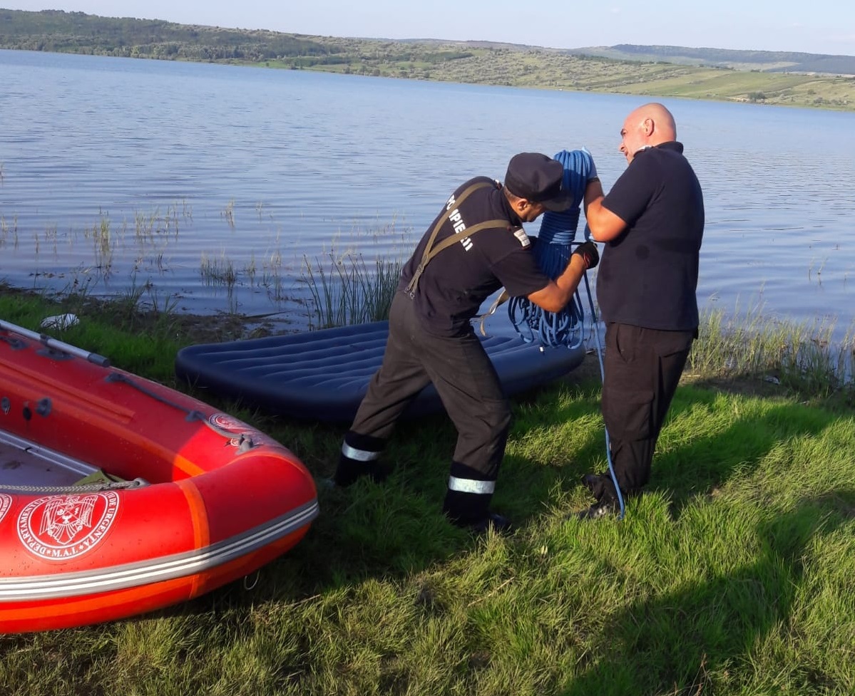FOTO/ Primar din Vaslui despre băiatul care și-ar fi salvat prietena cu prețul vieții: ”Un tânăr cum ne-am dori în orice sat să avem". Poliția face anchetă