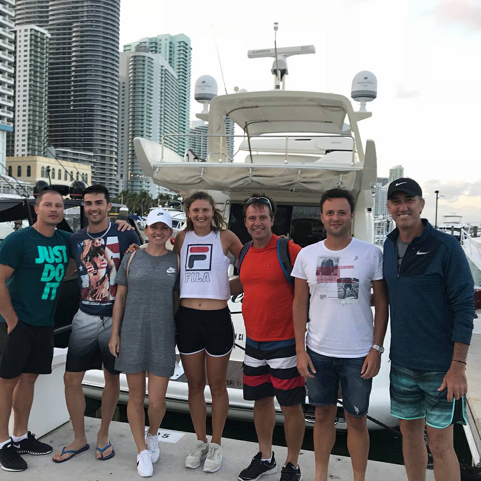 Simona Halep s-a împăcat cu Irina Begu. Cum petrec cele două jucătoare de tenis | GALERIE FOTO