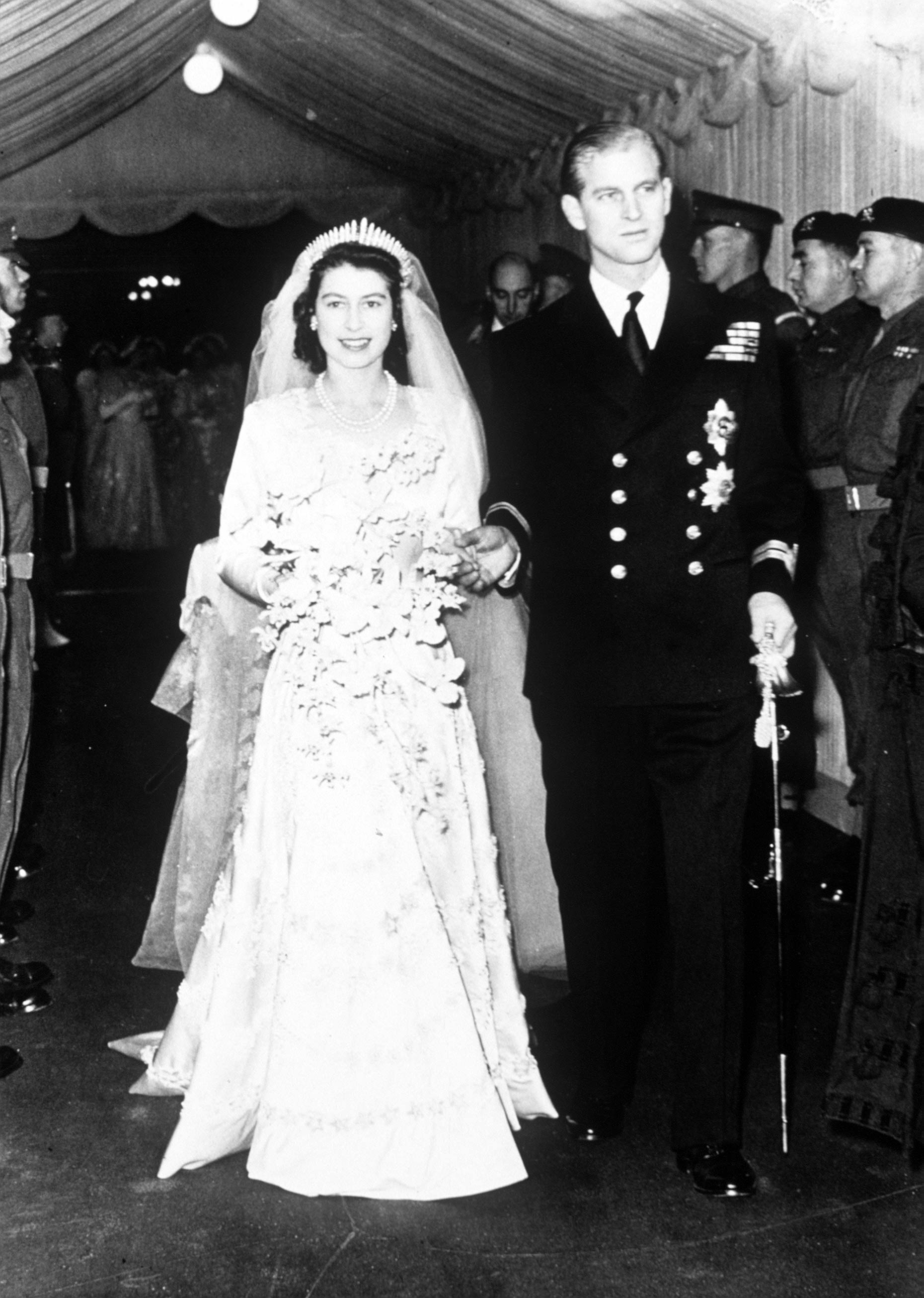 Regina Elisabeta a II-a și prințul Philip, 73 de ani de căsătorie. Suverana a murit la un an după soțul despre care spunea „a fost forța mea”