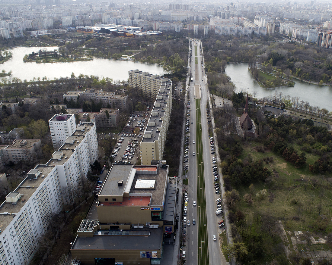 FILMARE CU DRONA | Cum a arătat Bucureştiul de la înălţime în prima zi de carantină totală