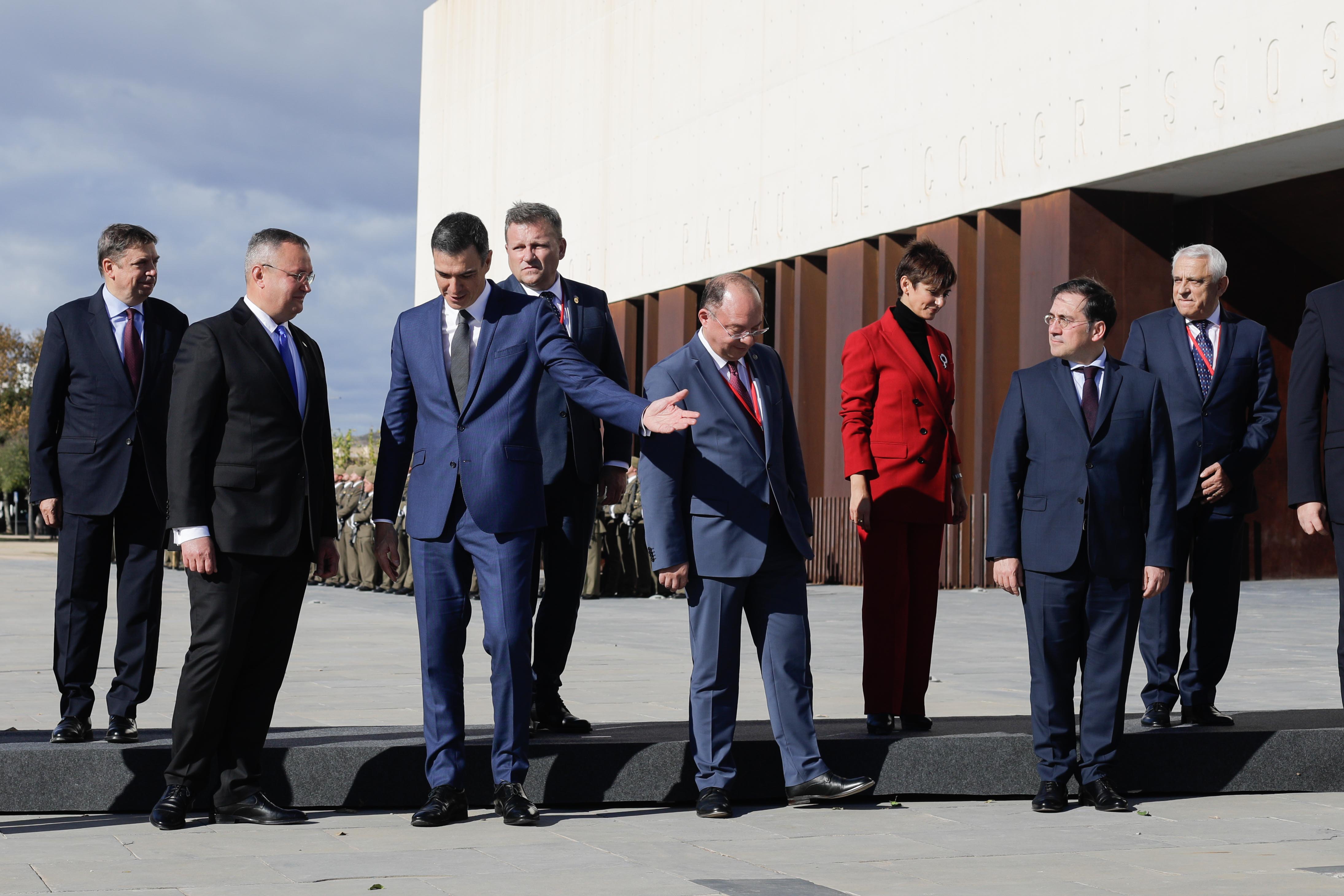 Prima ședinţă comună a Guvernelor Spaniei şi României. Premierul Ciucă participă alături de mai mulţi miniştri
