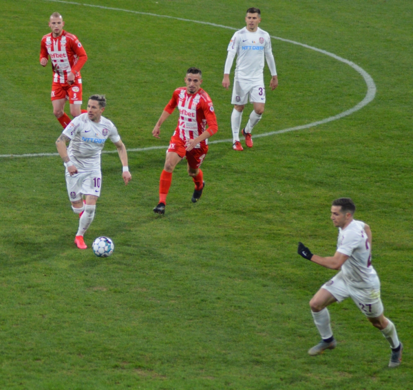 Liga 1, etapa a 26-a. FCSB, salvată de Florin Tănase, în prelungirile meciului cu Mediașul