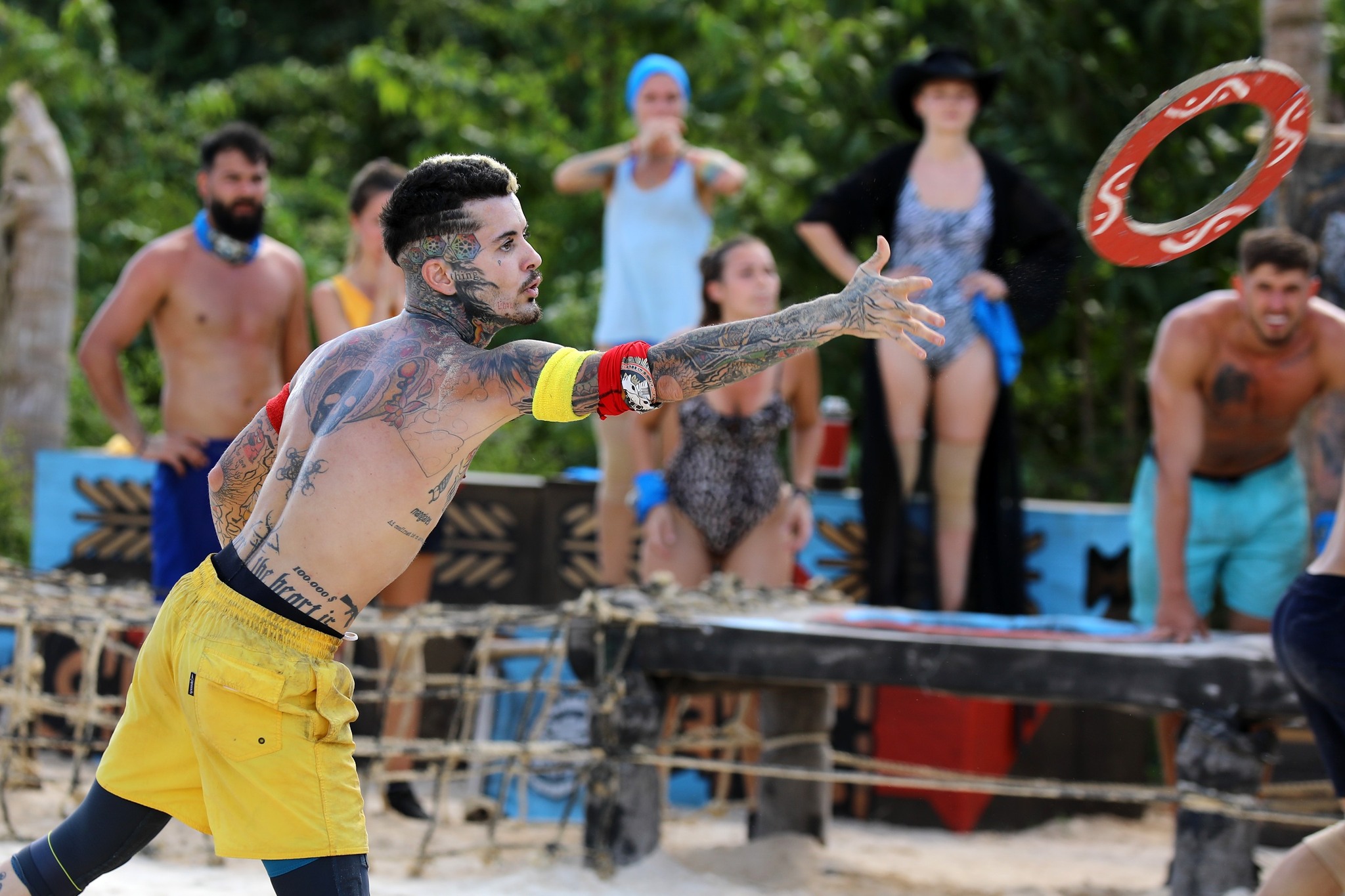 Jador i-a lansat acuzații dure lui Zanni la Survivor All Stars, în ediția de aseară. „Sunt un om care a plecat de la sapă și a ajuns la microfon”