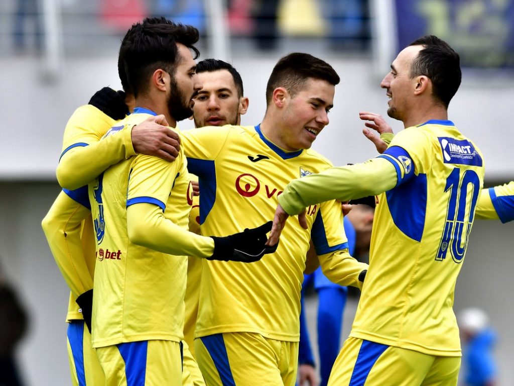 Claudiu Tudor se retrage cu ocazia sărbătorii promovării Petrolului în Liga 2