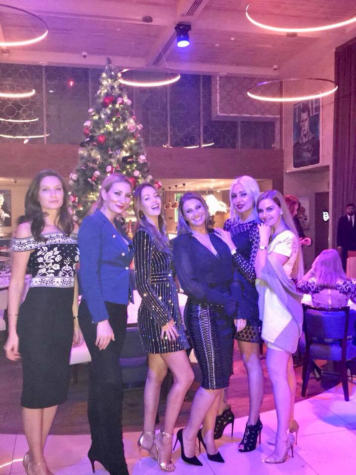 Anamaria Prodan, distracție pe cinste la Dubai. A petrecut pe rupte cu prietenele | FOTO
