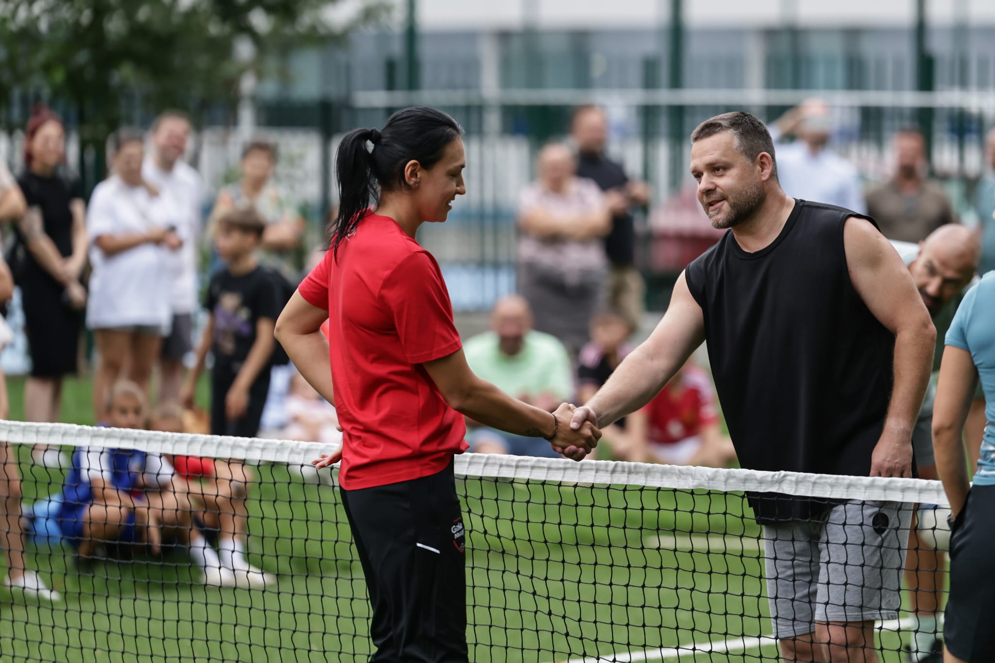 Școala 164 din București a inaugurat cea mai mare bază sportivă, care îi poartă numele campioanei Cristina Neagu