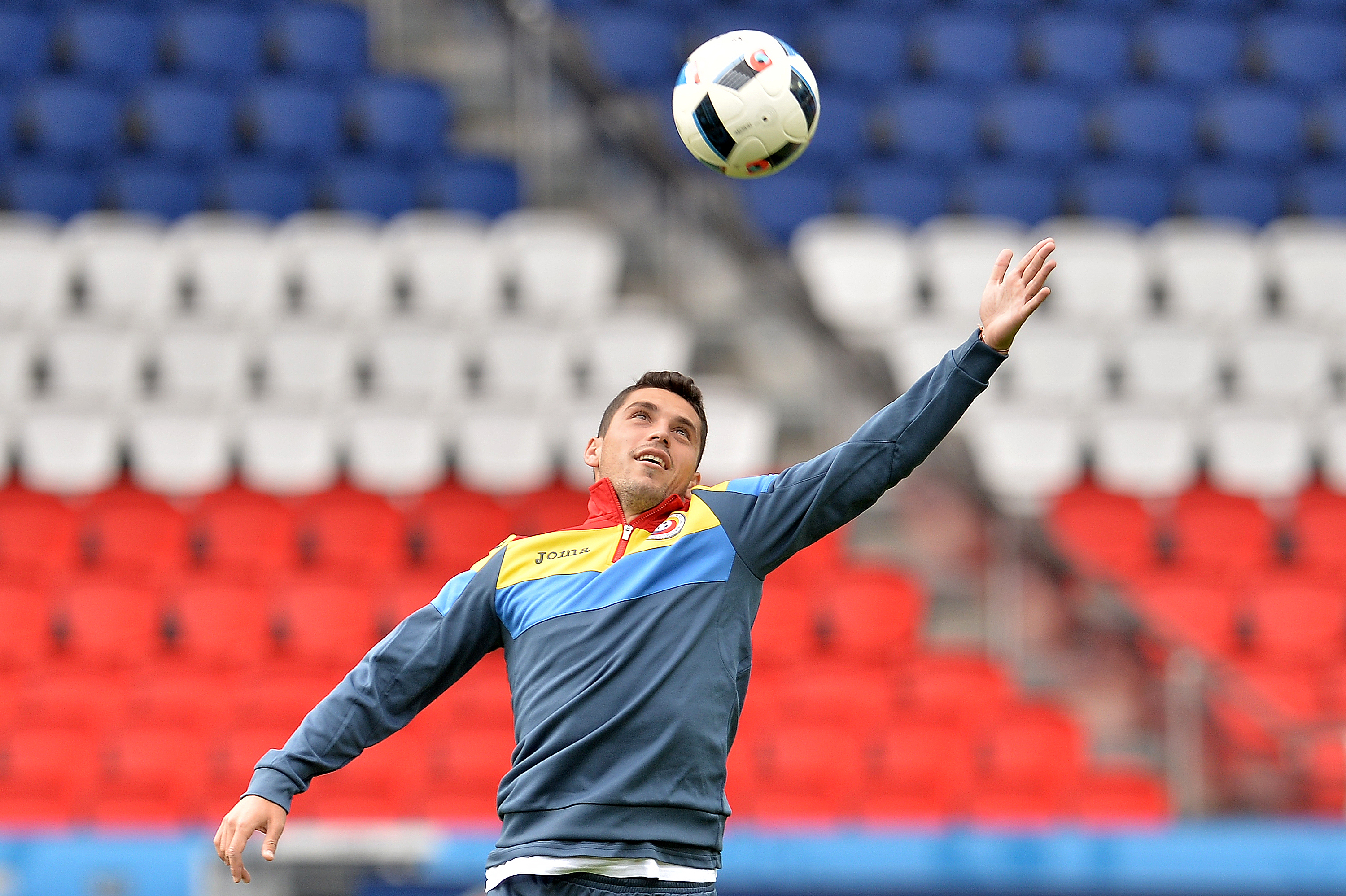 România - Elveția 1-1. Leșin după pauză! Stancu a deschis scorul din penalty, Mehmedi e egalat. Ne-am calificat la decisivul cu Albania!/ BLOG&FOTO&VIDEO