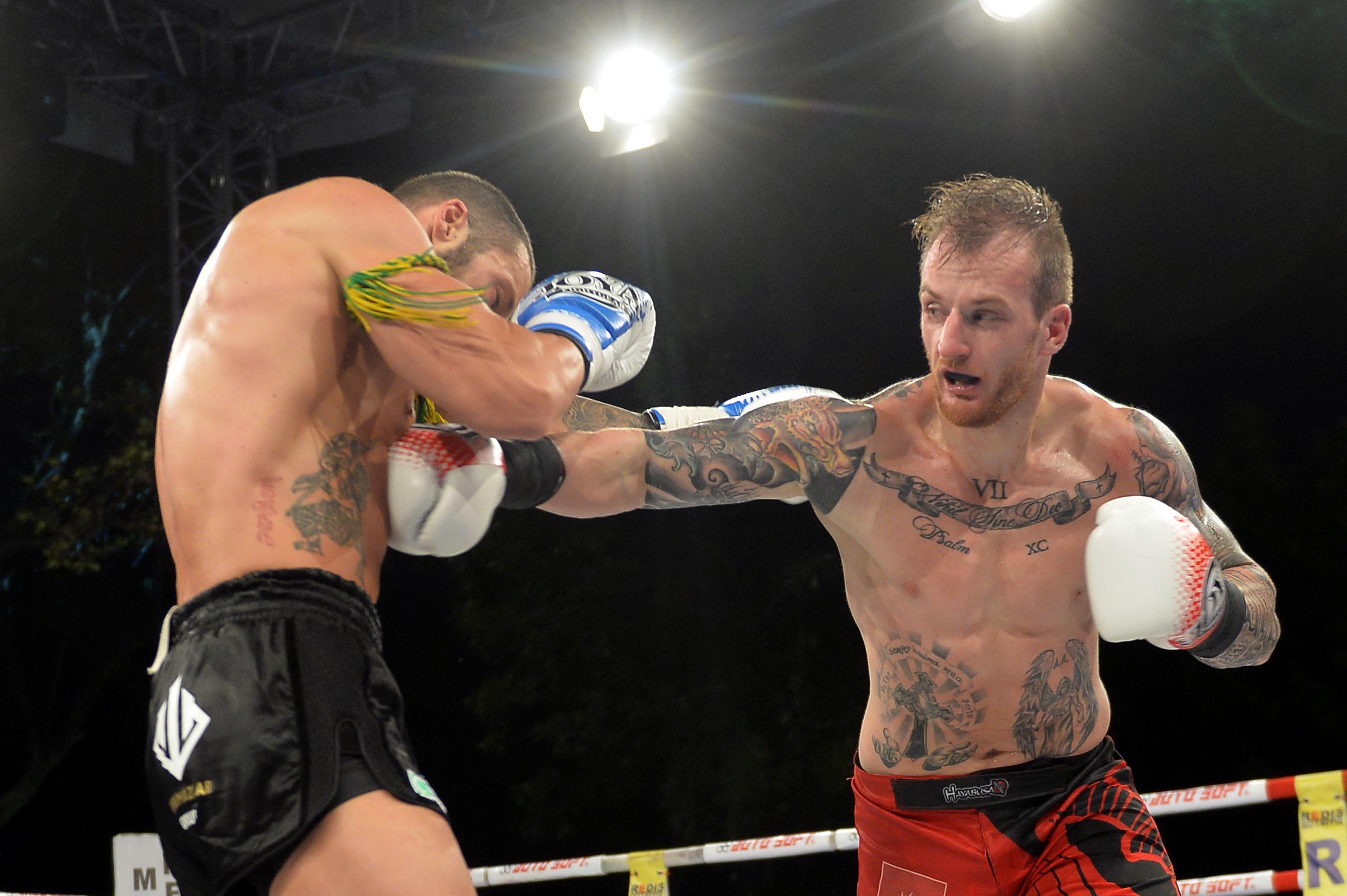Andrei Stoica îşi păstrează centura de campion mondial / GALERIE FOTO&VIDEO