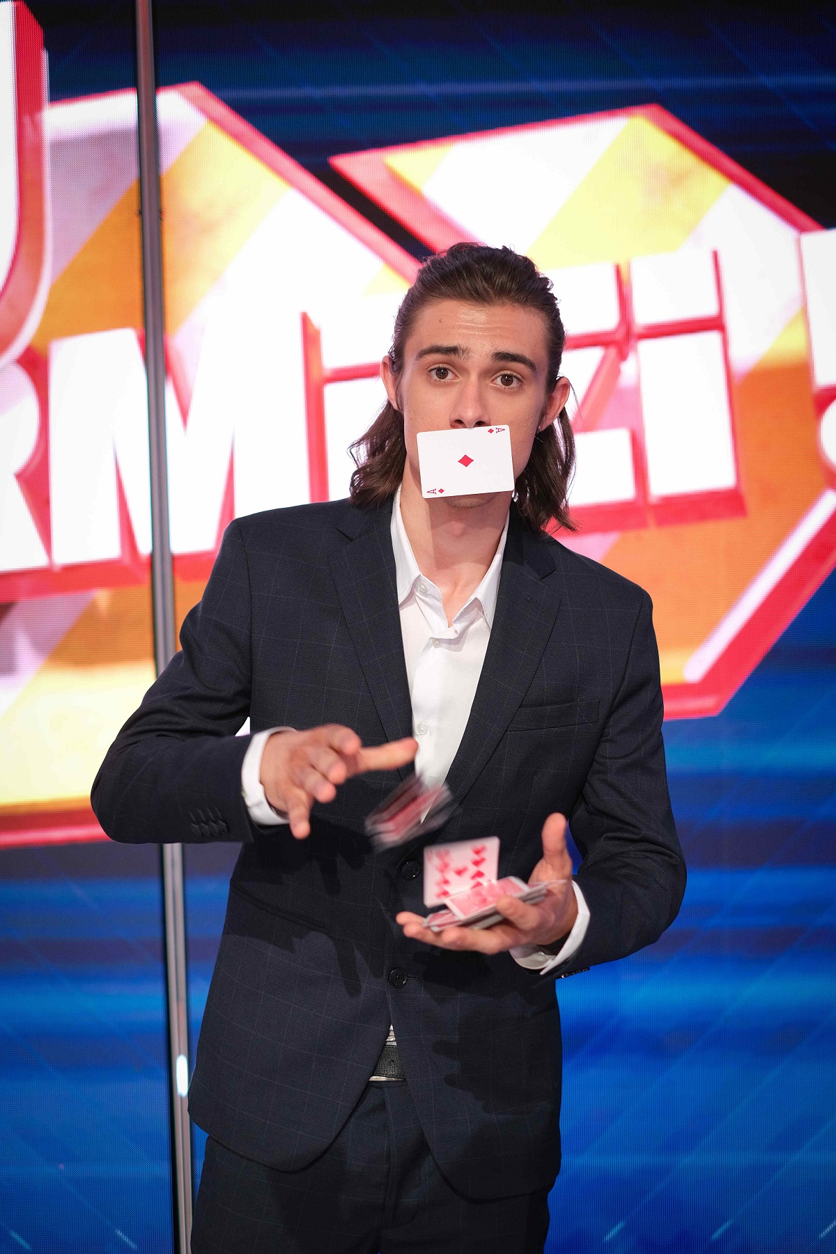 Ce se va întâmpla la „Tu urmezi!”, noua emisiune a lui Dan Negru de la Kanal D. Prezentatorul va avea două ajutoare