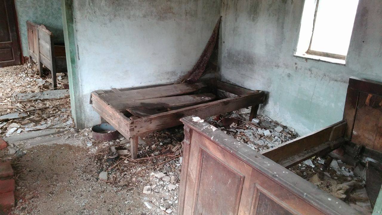 Lindenfeld, un sat fantomă din inima Semenicului, a devenit atracţie turistică! GALERIE FOTO
